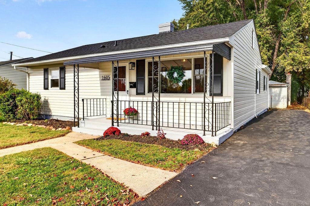 1605 MONROE ST, WAYNESBORO, Virginia 22980, 3 Bedrooms Bedrooms, ,1 BathroomBathrooms,Residential,1605 MONROE ST,683556 MLS # 683556
