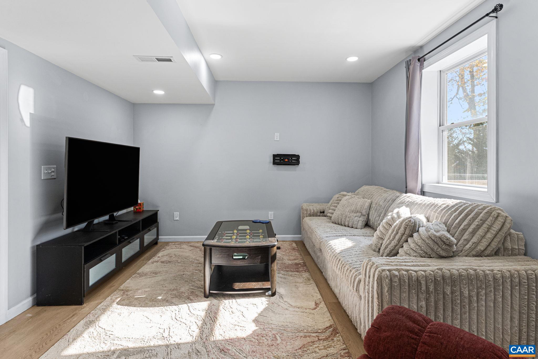 14 HIGH VIEW RD, STANARDSVILLE, Virginia 22973, 3 Bedrooms Bedrooms, ,3 BathroomsBathrooms,Residential,14 HIGH VIEW RD,683557 MLS # 683557 14 HIGH VIEW RD, STANARDSVILLE, Virginia 22973, 3 Bedrooms Bedrooms, ,3 BathroomsBathrooms,Residential,14 HIGH VIEW RD,683557 MLS # 683557