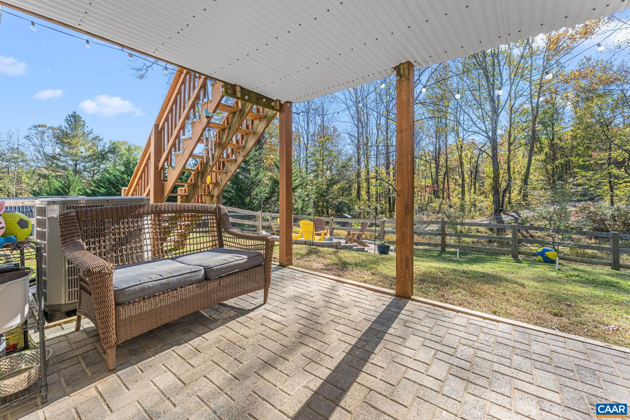 14 HIGH VIEW RD, STANARDSVILLE, Virginia 22973, 3 Bedrooms Bedrooms, ,3 BathroomsBathrooms,Residential,14 HIGH VIEW RD,683557 MLS # 683557 14 HIGH VIEW RD, STANARDSVILLE, Virginia 22973, 3 Bedrooms Bedrooms, ,3 BathroomsBathrooms,Residential,14 HIGH VIEW RD,683557 MLS # 683557