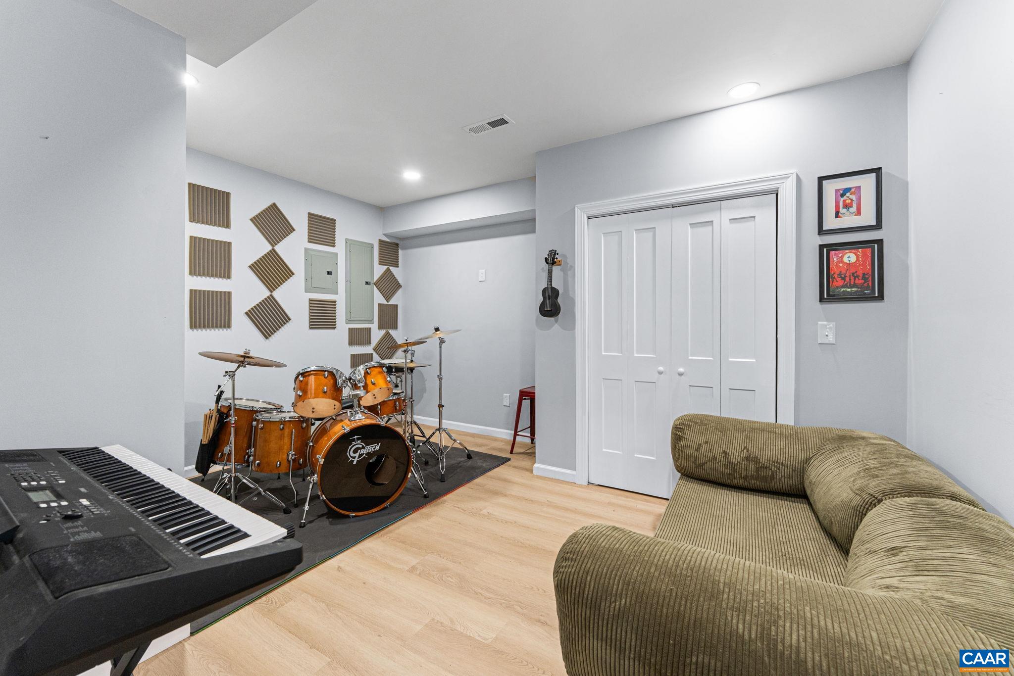14 HIGH VIEW RD, STANARDSVILLE, Virginia 22973, 3 Bedrooms Bedrooms, ,3 BathroomsBathrooms,Residential,14 HIGH VIEW RD,683557 MLS # 683557 14 HIGH VIEW RD, STANARDSVILLE, Virginia 22973, 3 Bedrooms Bedrooms, ,3 BathroomsBathrooms,Residential,14 HIGH VIEW RD,683557 MLS # 683557