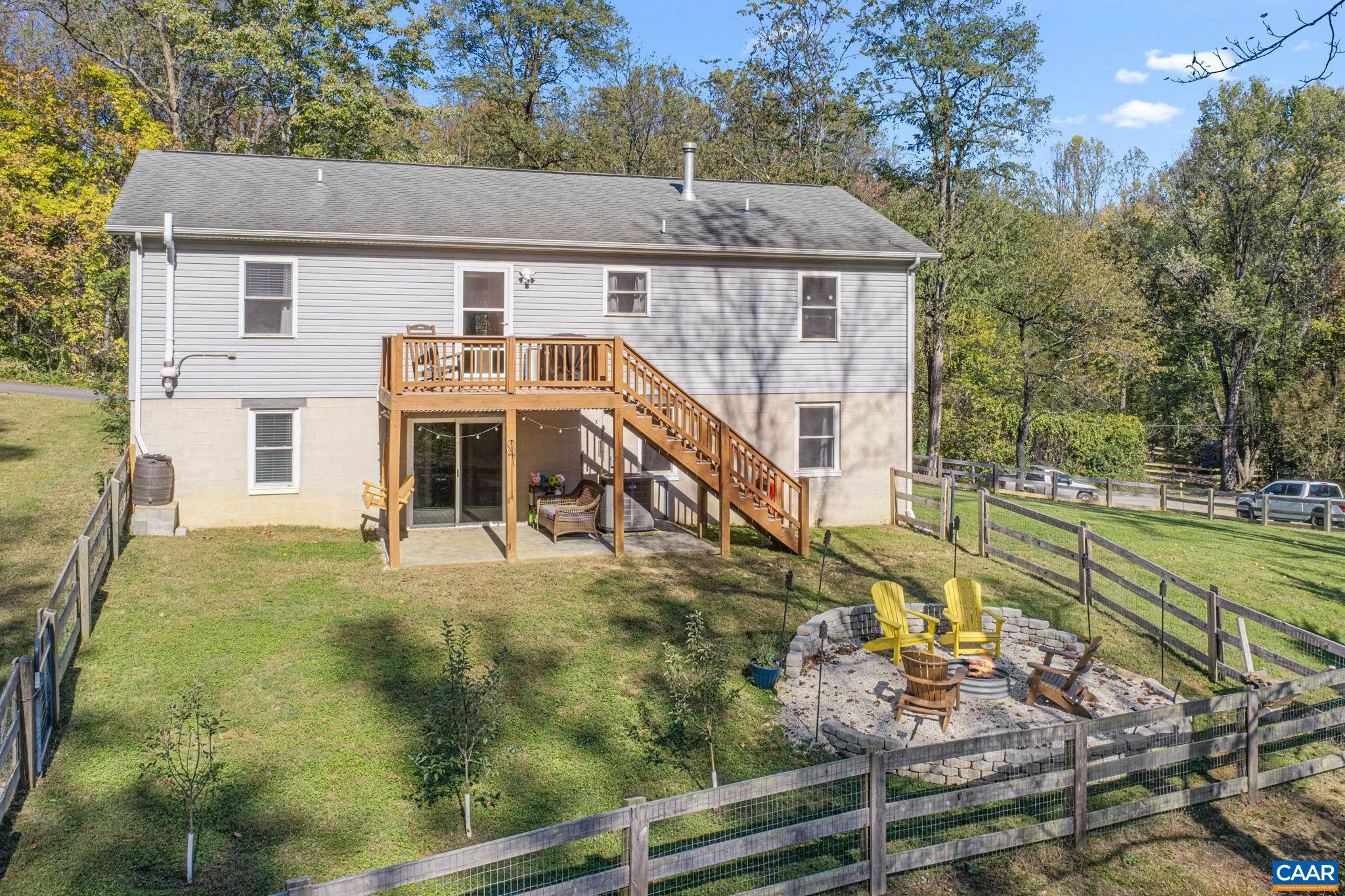 14 HIGH VIEW RD, STANARDSVILLE, Virginia 22973, 3 Bedrooms Bedrooms, ,3 BathroomsBathrooms,Residential,14 HIGH VIEW RD,683557 MLS # 683557 14 HIGH VIEW RD, STANARDSVILLE, Virginia 22973, 3 Bedrooms Bedrooms, ,3 BathroomsBathrooms,Residential,14 HIGH VIEW RD,683557 MLS # 683557
