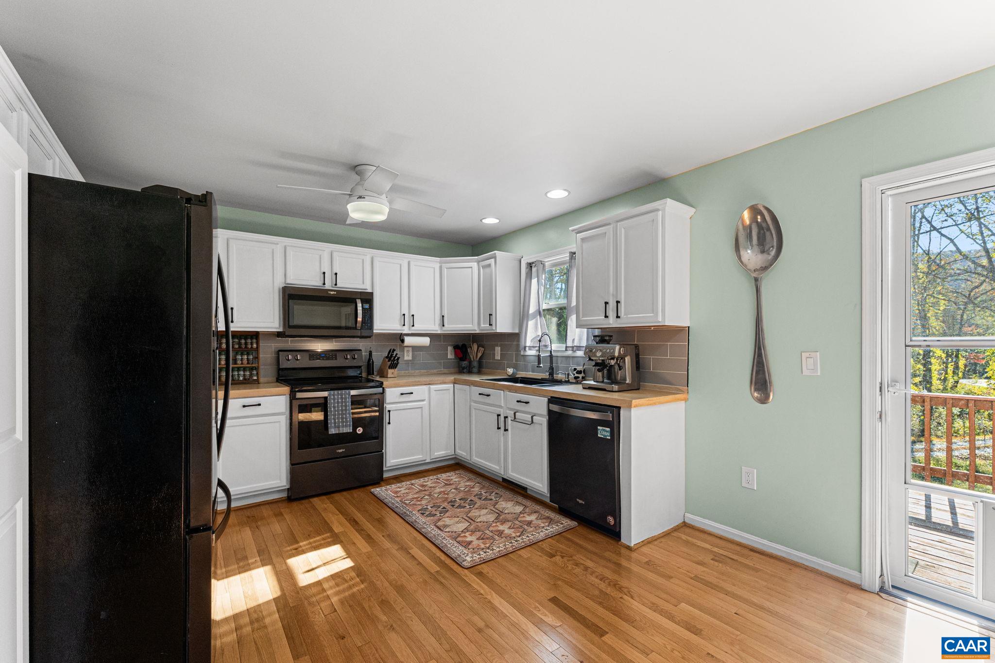 14 HIGH VIEW RD, STANARDSVILLE, Virginia 22973, 3 Bedrooms Bedrooms, ,3 BathroomsBathrooms,Residential,14 HIGH VIEW RD,683557 MLS # 683557 14 HIGH VIEW RD, STANARDSVILLE, Virginia 22973, 3 Bedrooms Bedrooms, ,3 BathroomsBathrooms,Residential,14 HIGH VIEW RD,683557 MLS # 683557