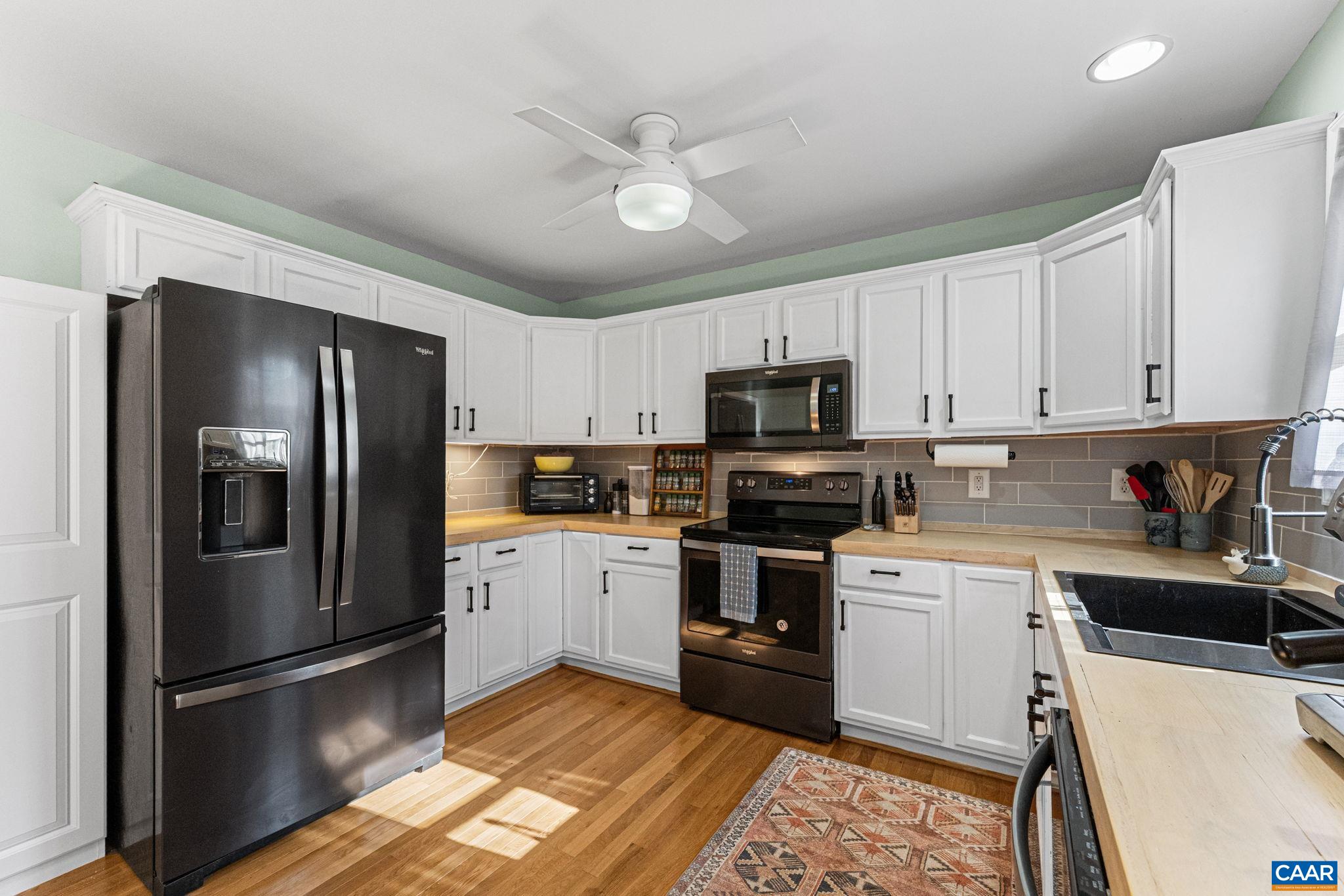 14 HIGH VIEW RD, STANARDSVILLE, Virginia 22973, 3 Bedrooms Bedrooms, ,3 BathroomsBathrooms,Residential,14 HIGH VIEW RD,683557 MLS # 683557 14 HIGH VIEW RD, STANARDSVILLE, Virginia 22973, 3 Bedrooms Bedrooms, ,3 BathroomsBathrooms,Residential,14 HIGH VIEW RD,683557 MLS # 683557