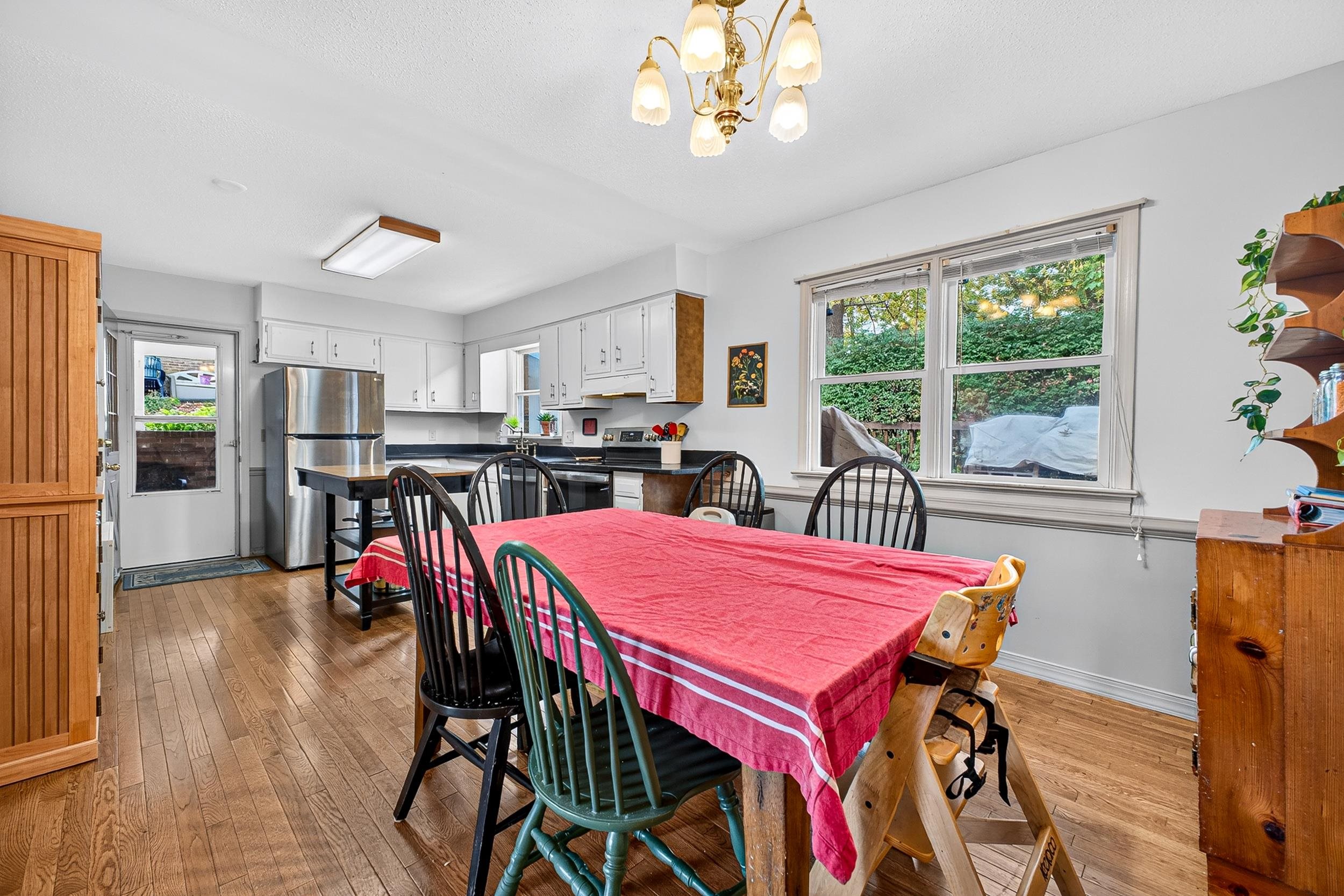 419 WEST AVE, HARRISONBURG, Virginia 22801, 3 Bedrooms Bedrooms, ,2 BathroomsBathrooms,Residential,419 WEST AVE,683560 MLS # 683560 419 WEST AVE, HARRISONBURG, Virginia 22801, 3 Bedrooms Bedrooms, ,2 BathroomsBathrooms,Residential,419 WEST AVE,683560 MLS # 683560