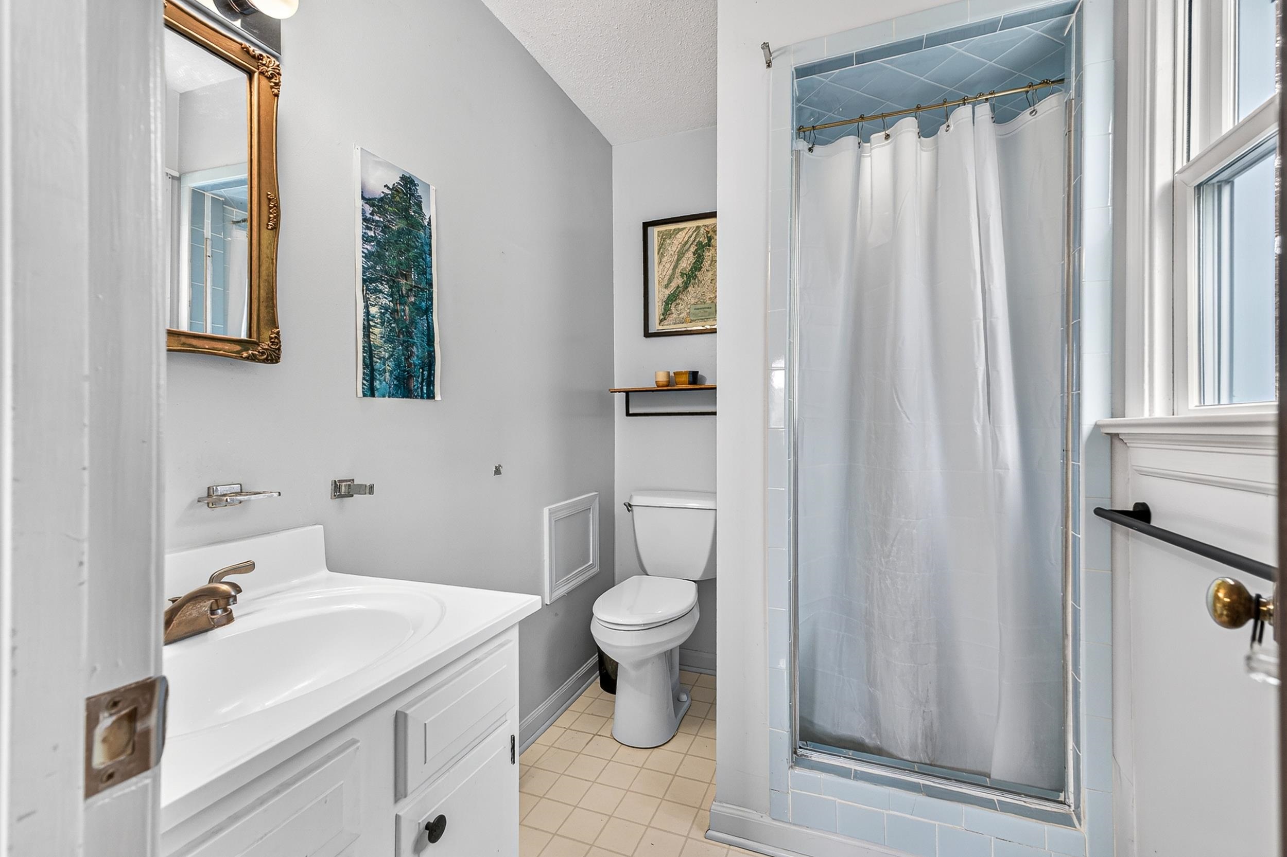 419 WEST AVE, HARRISONBURG, Virginia 22801, 3 Bedrooms Bedrooms, ,2 BathroomsBathrooms,Residential,419 WEST AVE,683560 MLS # 683560 419 WEST AVE, HARRISONBURG, Virginia 22801, 3 Bedrooms Bedrooms, ,2 BathroomsBathrooms,Residential,419 WEST AVE,683560 MLS # 683560
