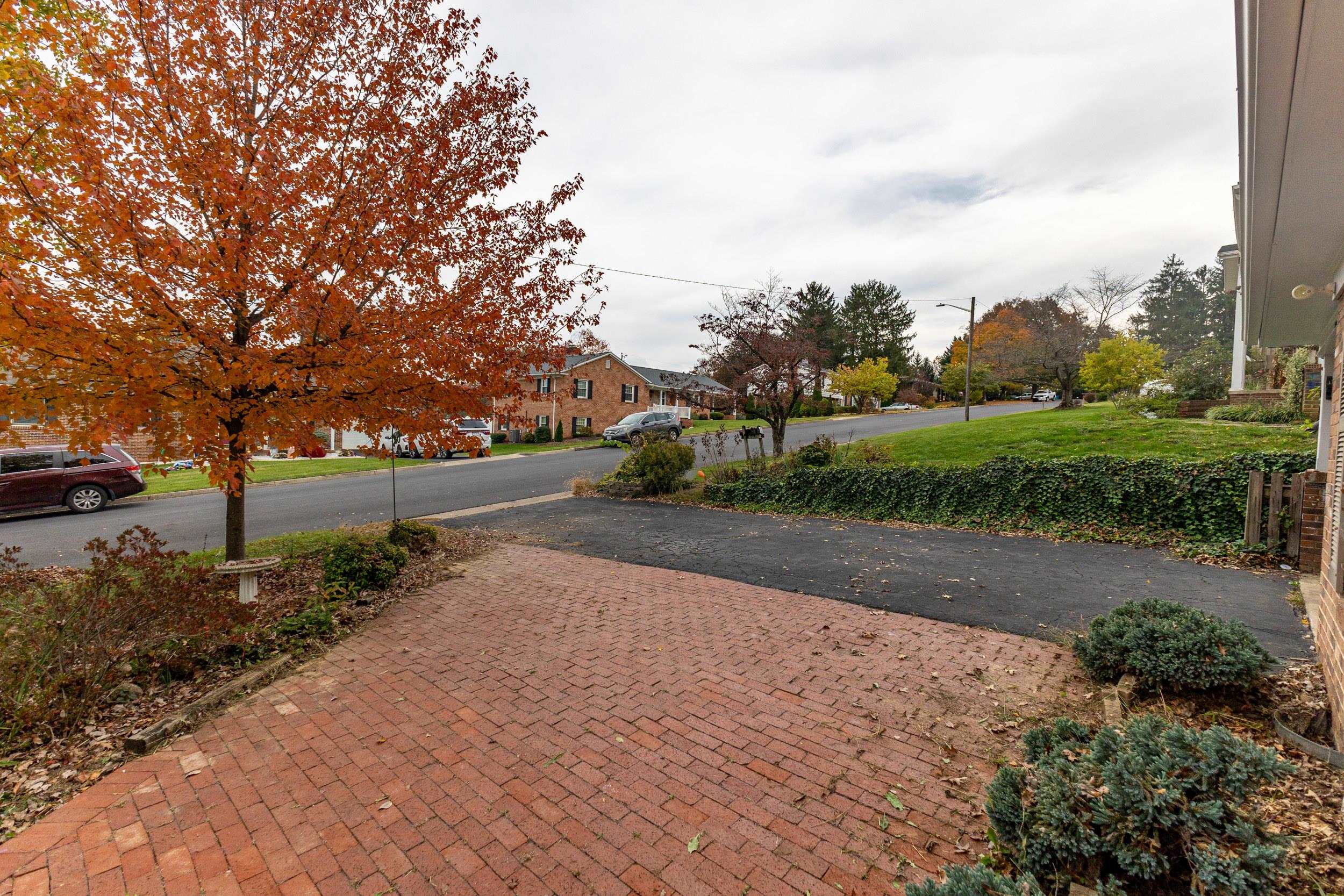 419 WEST AVE, HARRISONBURG, Virginia 22801, 3 Bedrooms Bedrooms, ,2 BathroomsBathrooms,Residential,419 WEST AVE,683560 MLS # 683560 419 WEST AVE, HARRISONBURG, Virginia 22801, 3 Bedrooms Bedrooms, ,2 BathroomsBathrooms,Residential,419 WEST AVE,683560 MLS # 683560