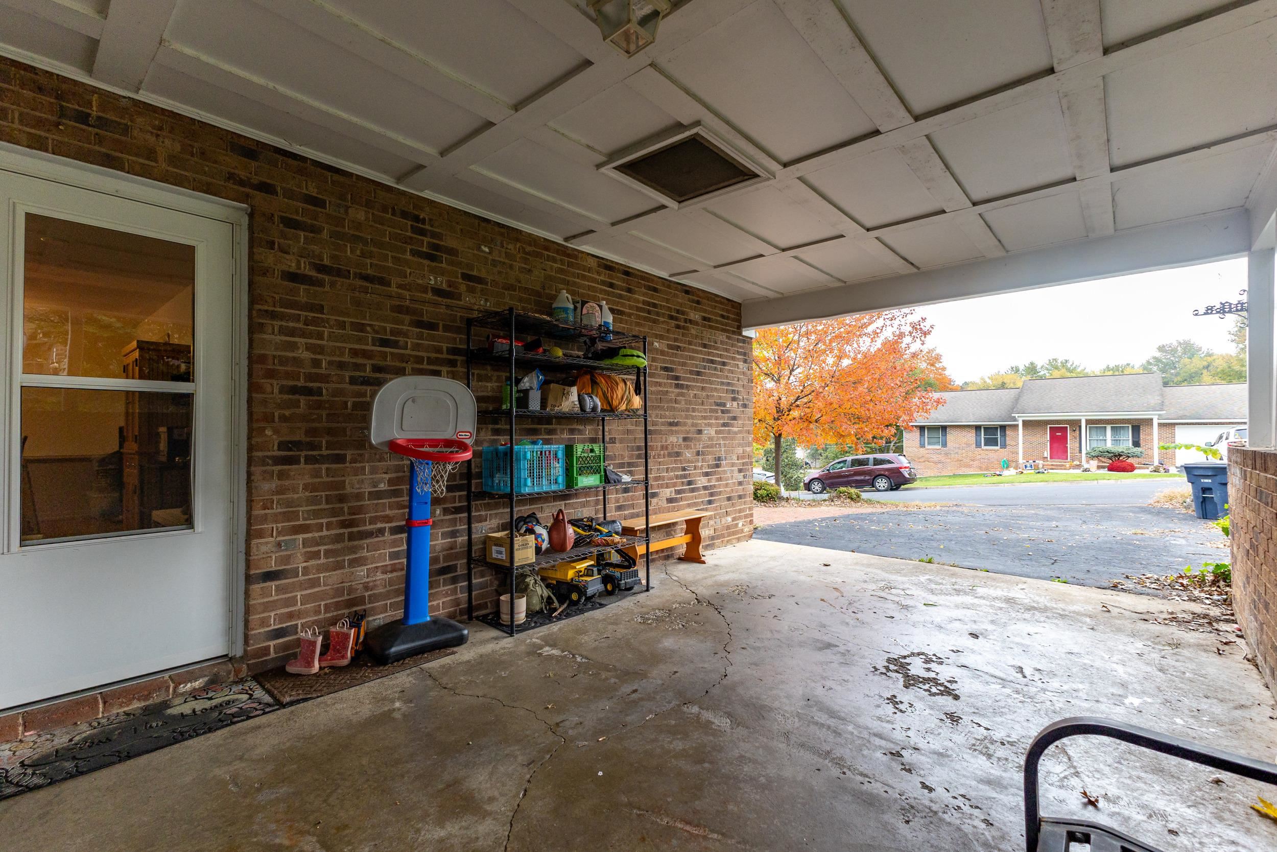 419 WEST AVE, HARRISONBURG, Virginia 22801, 3 Bedrooms Bedrooms, ,2 BathroomsBathrooms,Residential,419 WEST AVE,683560 MLS # 683560 419 WEST AVE, HARRISONBURG, Virginia 22801, 3 Bedrooms Bedrooms, ,2 BathroomsBathrooms,Residential,419 WEST AVE,683560 MLS # 683560