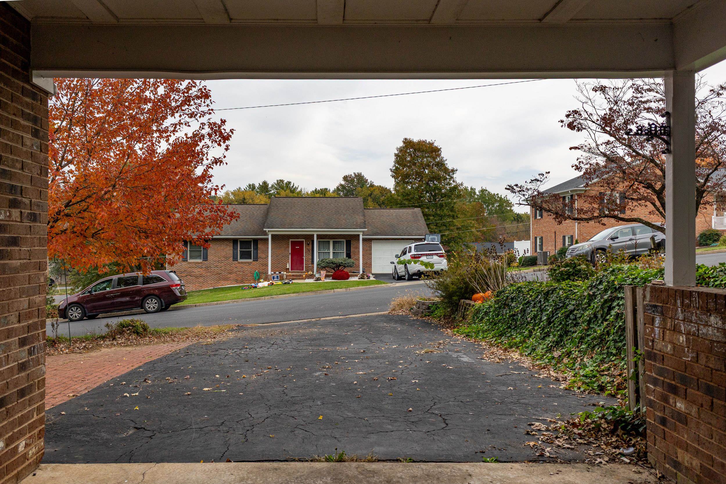 419 WEST AVE, HARRISONBURG, Virginia 22801, 3 Bedrooms Bedrooms, ,2 BathroomsBathrooms,Residential,419 WEST AVE,683560 MLS # 683560 419 WEST AVE, HARRISONBURG, Virginia 22801, 3 Bedrooms Bedrooms, ,2 BathroomsBathrooms,Residential,419 WEST AVE,683560 MLS # 683560