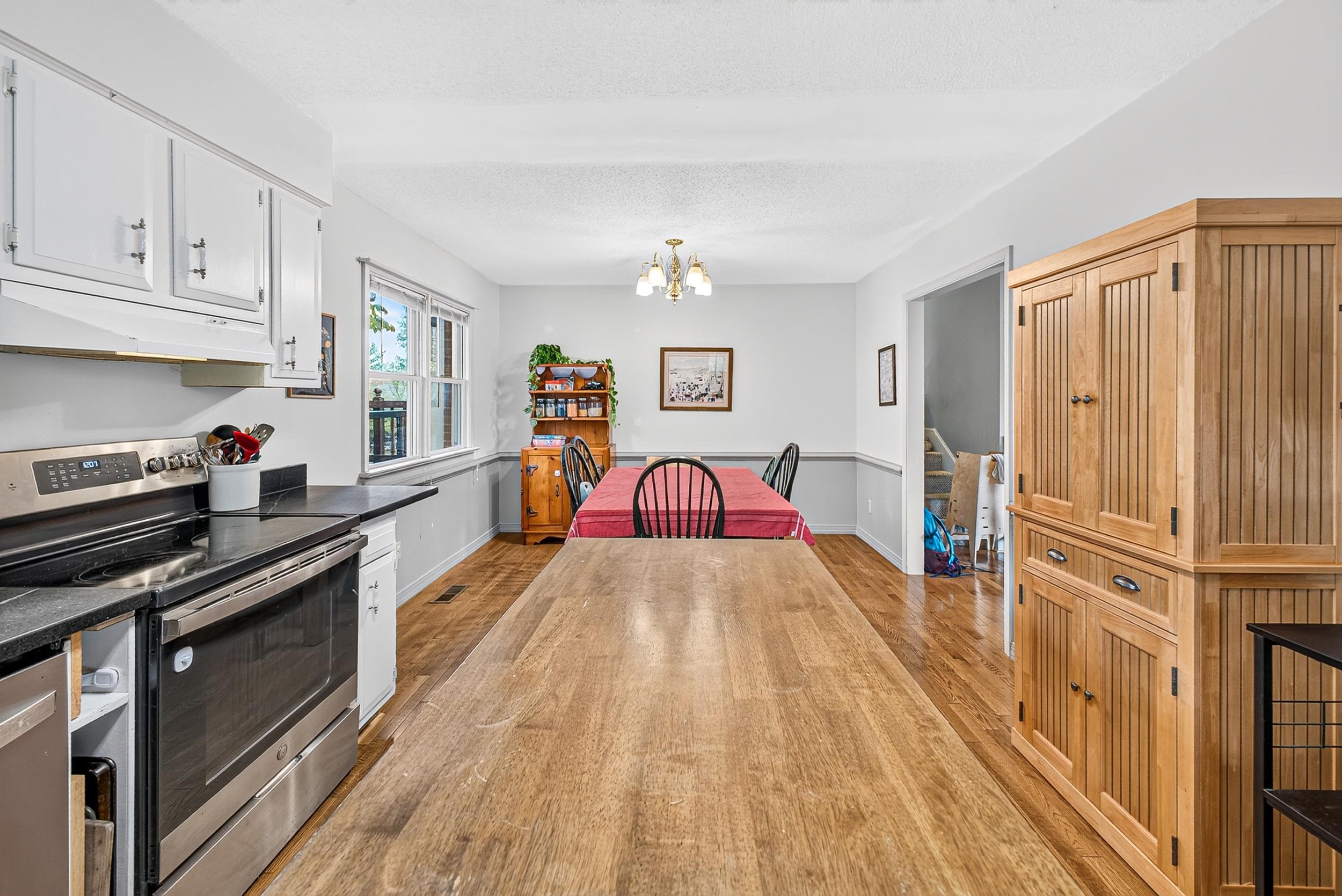 419 WEST AVE, HARRISONBURG, Virginia 22801, 3 Bedrooms Bedrooms, ,2 BathroomsBathrooms,Residential,419 WEST AVE,683560 MLS # 683560 419 WEST AVE, HARRISONBURG, Virginia 22801, 3 Bedrooms Bedrooms, ,2 BathroomsBathrooms,Residential,419 WEST AVE,683560 MLS # 683560