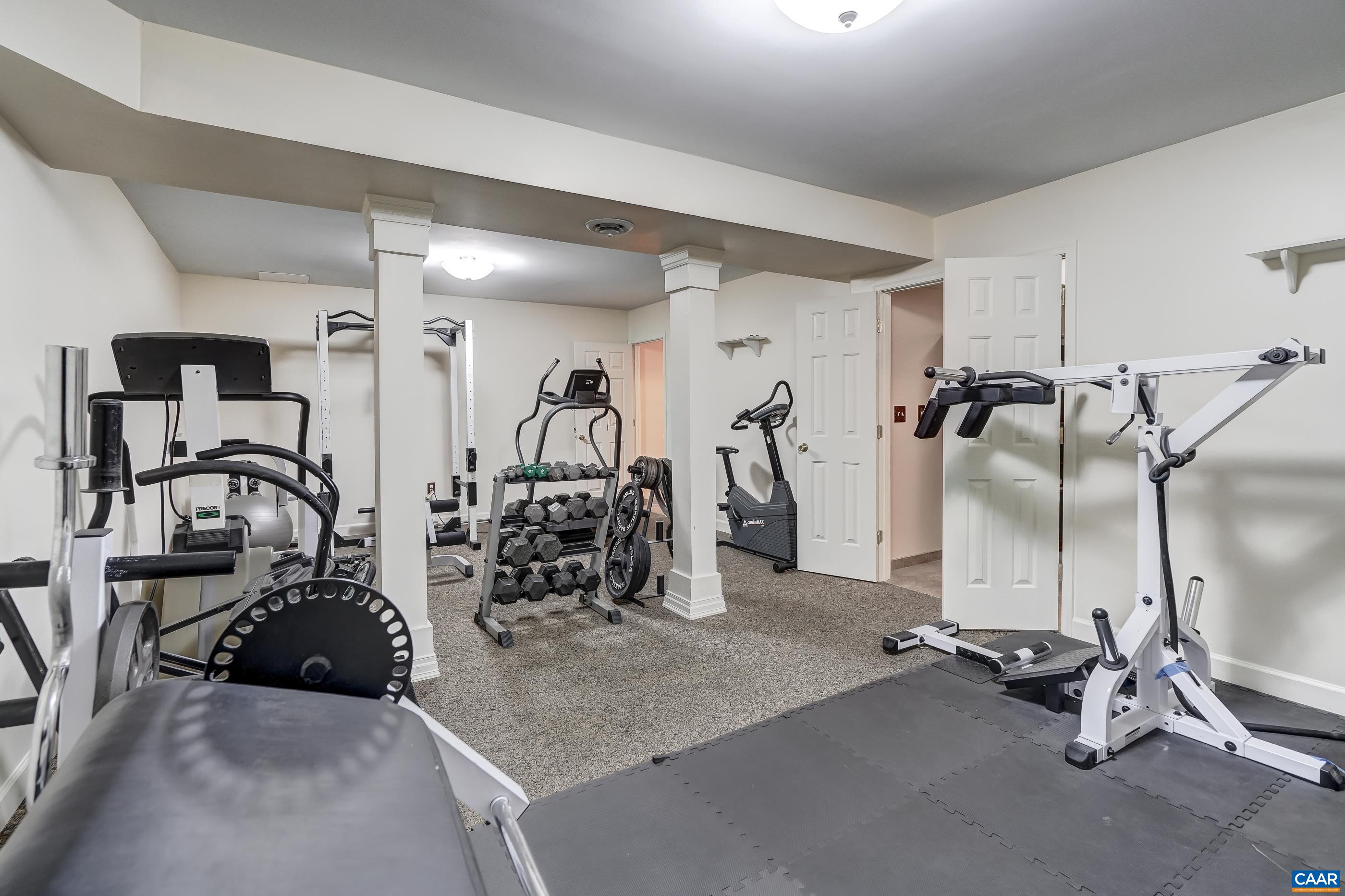 Huge workout space. Huge workout space.