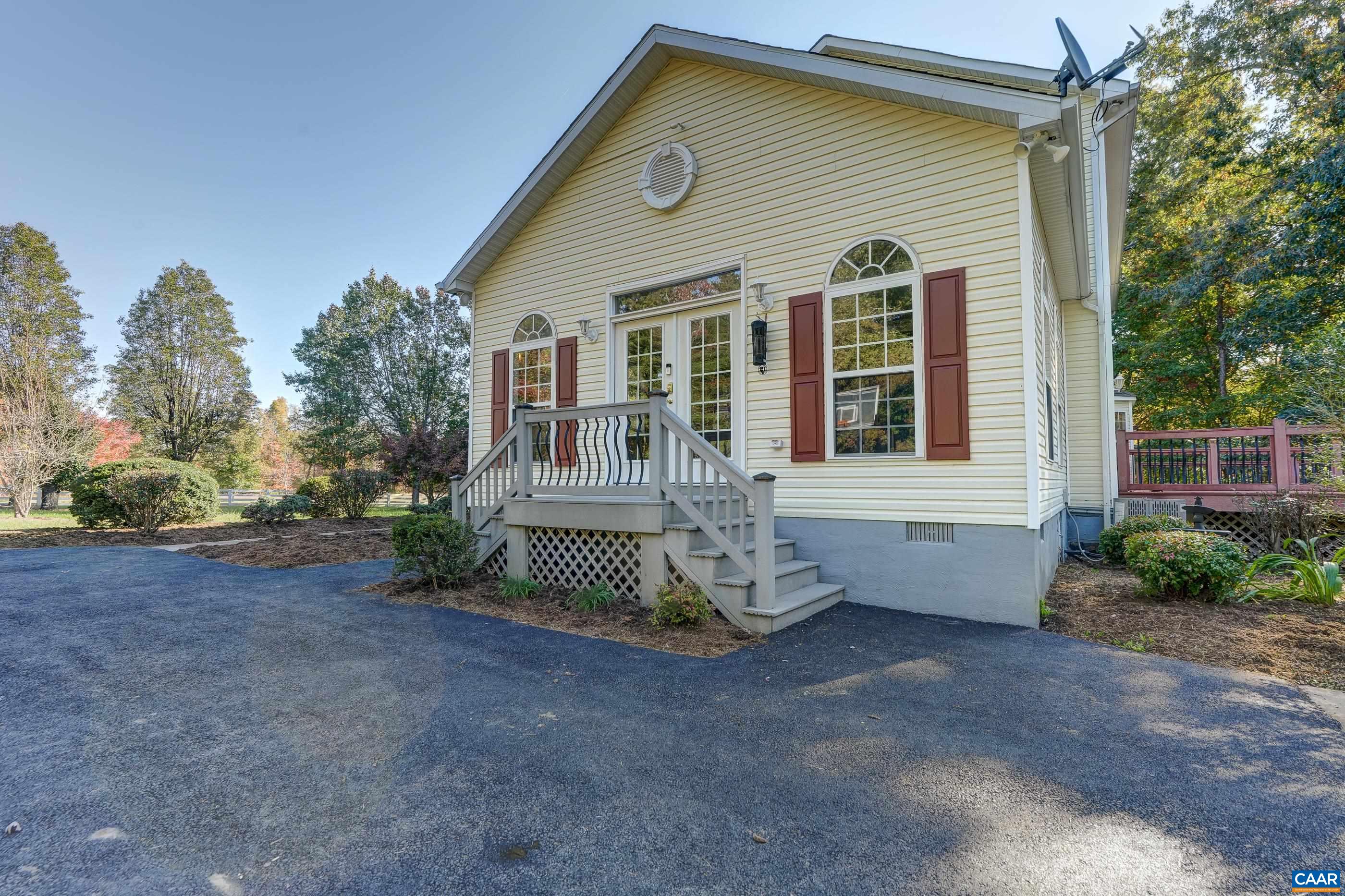 1831 SECRETARYS RD, SCOTTSVILLE, Virginia 24590, 4 Bedrooms Bedrooms, ,3 BathroomsBathrooms,Residential,1831 SECRETARYS RD,683510 MLS # 683510 1831 SECRETARYS RD, SCOTTSVILLE, Virginia 24590, 4 Bedrooms Bedrooms, ,3 BathroomsBathrooms,Residential,1831 SECRETARYS RD,683510 MLS # 683510