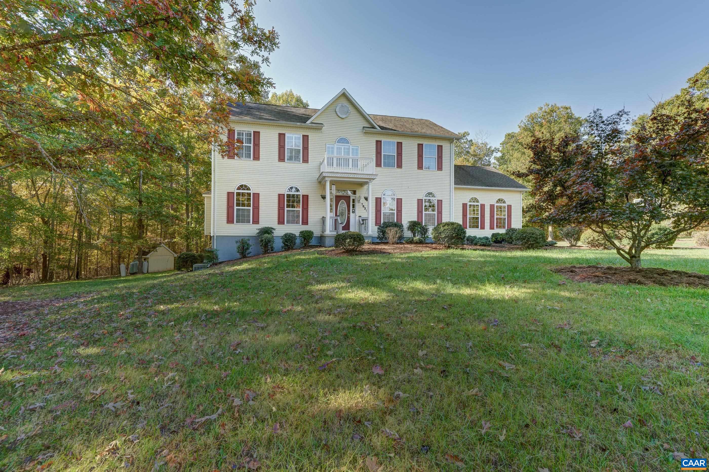 1831 SECRETARYS RD, SCOTTSVILLE, Virginia 24590, 4 Bedrooms Bedrooms, ,3 BathroomsBathrooms,Residential,1831 SECRETARYS RD,683510 MLS # 683510 1831 SECRETARYS RD, SCOTTSVILLE, Virginia 24590, 4 Bedrooms Bedrooms, ,3 BathroomsBathrooms,Residential,1831 SECRETARYS RD,683510 MLS # 683510