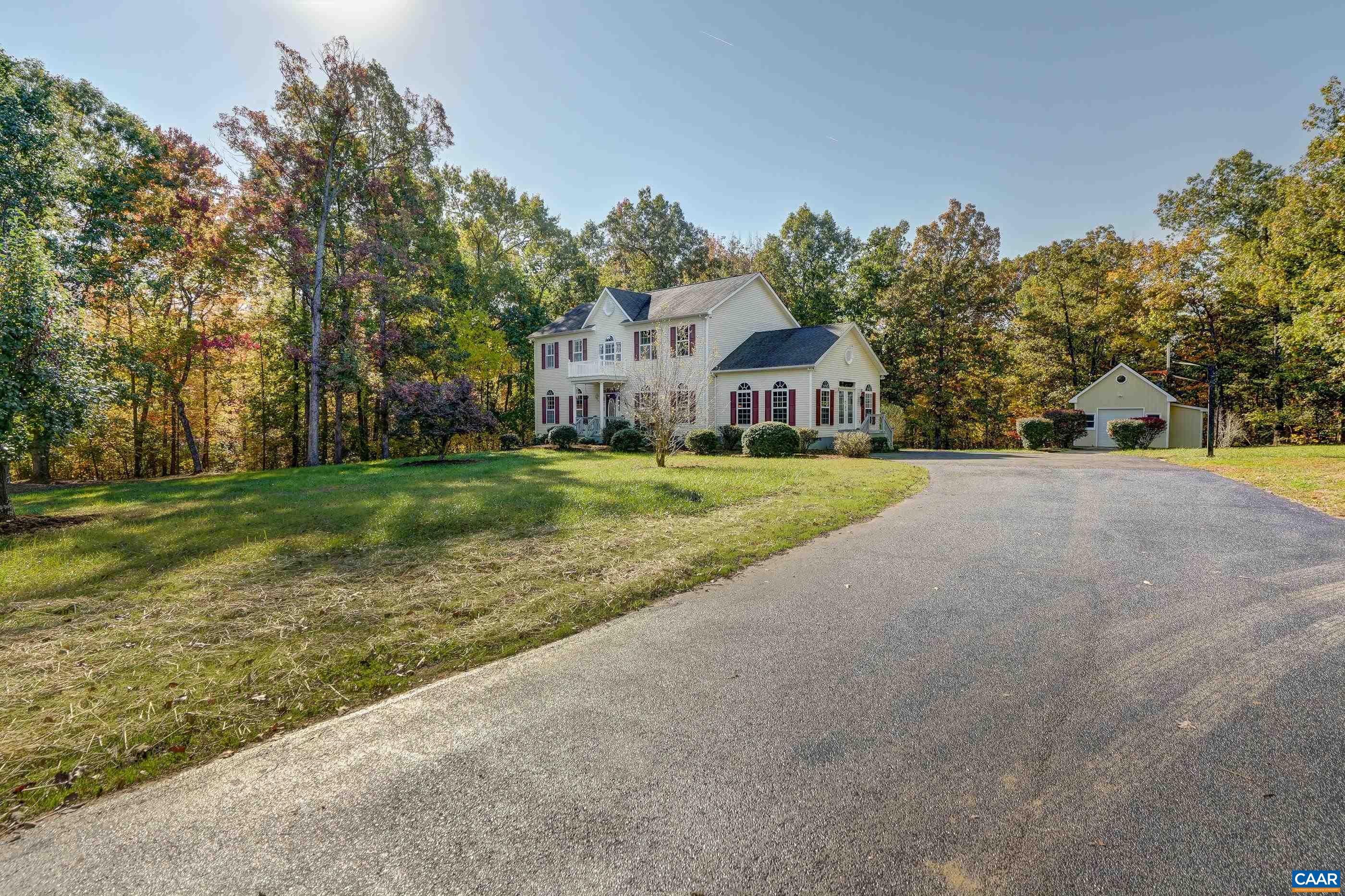 1831 SECRETARYS RD, SCOTTSVILLE, Virginia 24590, 4 Bedrooms Bedrooms, ,3 BathroomsBathrooms,Residential,1831 SECRETARYS RD,683510 MLS # 683510 1831 SECRETARYS RD, SCOTTSVILLE, Virginia 24590, 4 Bedrooms Bedrooms, ,3 BathroomsBathrooms,Residential,1831 SECRETARYS RD,683510 MLS # 683510
