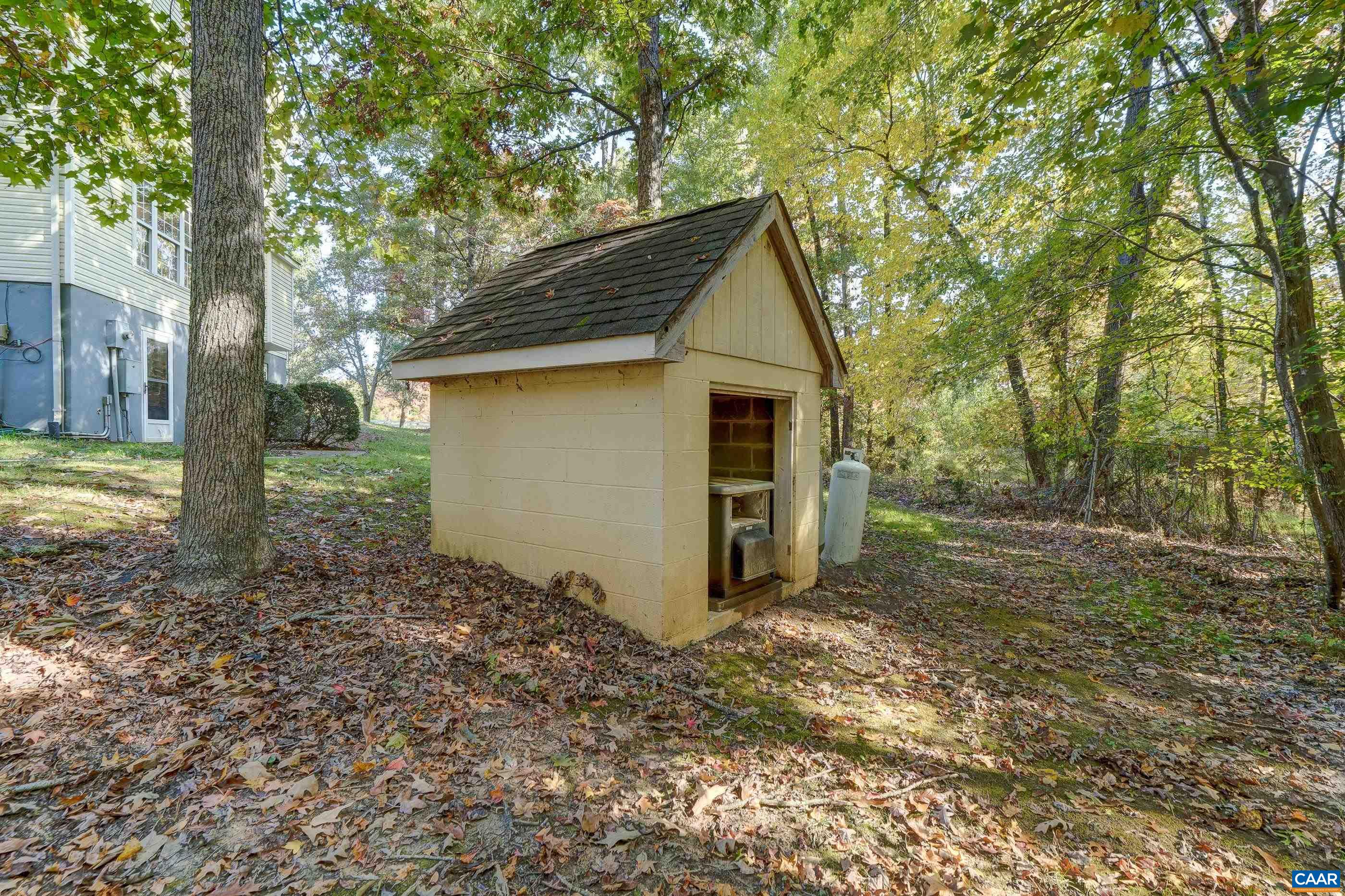 1831 SECRETARYS RD, SCOTTSVILLE, Virginia 24590, 4 Bedrooms Bedrooms, ,3 BathroomsBathrooms,Residential,1831 SECRETARYS RD,683510 MLS # 683510 1831 SECRETARYS RD, SCOTTSVILLE, Virginia 24590, 4 Bedrooms Bedrooms, ,3 BathroomsBathrooms,Residential,1831 SECRETARYS RD,683510 MLS # 683510