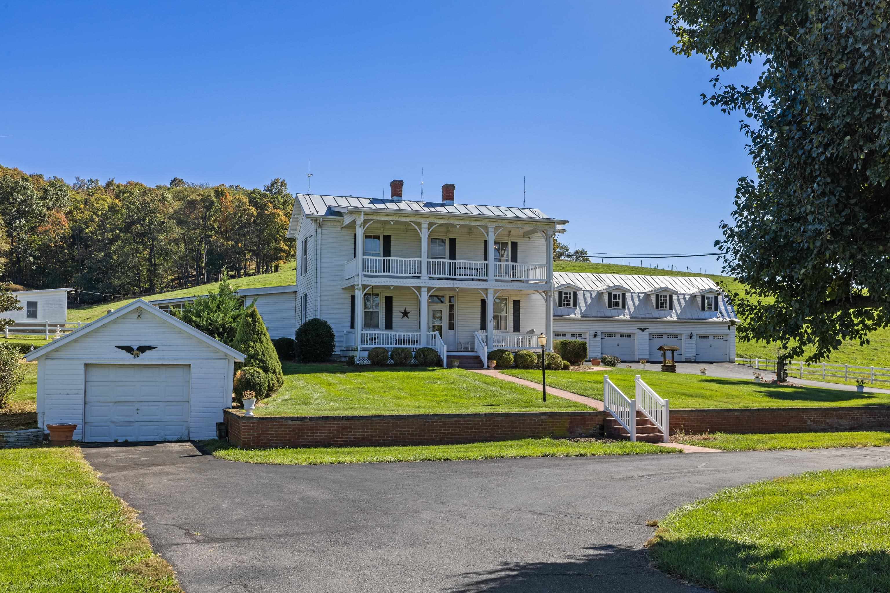8274 SIMMERS VALLEY RD, ROCKINGHAM, Virginia 22802, 4 Bedrooms Bedrooms, ,3 BathroomsBathrooms,Residential,8274 SIMMERS VALLEY RD,683578 MLS # 683578 8274 SIMMERS VALLEY RD, ROCKINGHAM, Virginia 22802, 4 Bedrooms Bedrooms, ,3 BathroomsBathrooms,Residential,8274 SIMMERS VALLEY RD,683578 MLS # 683578