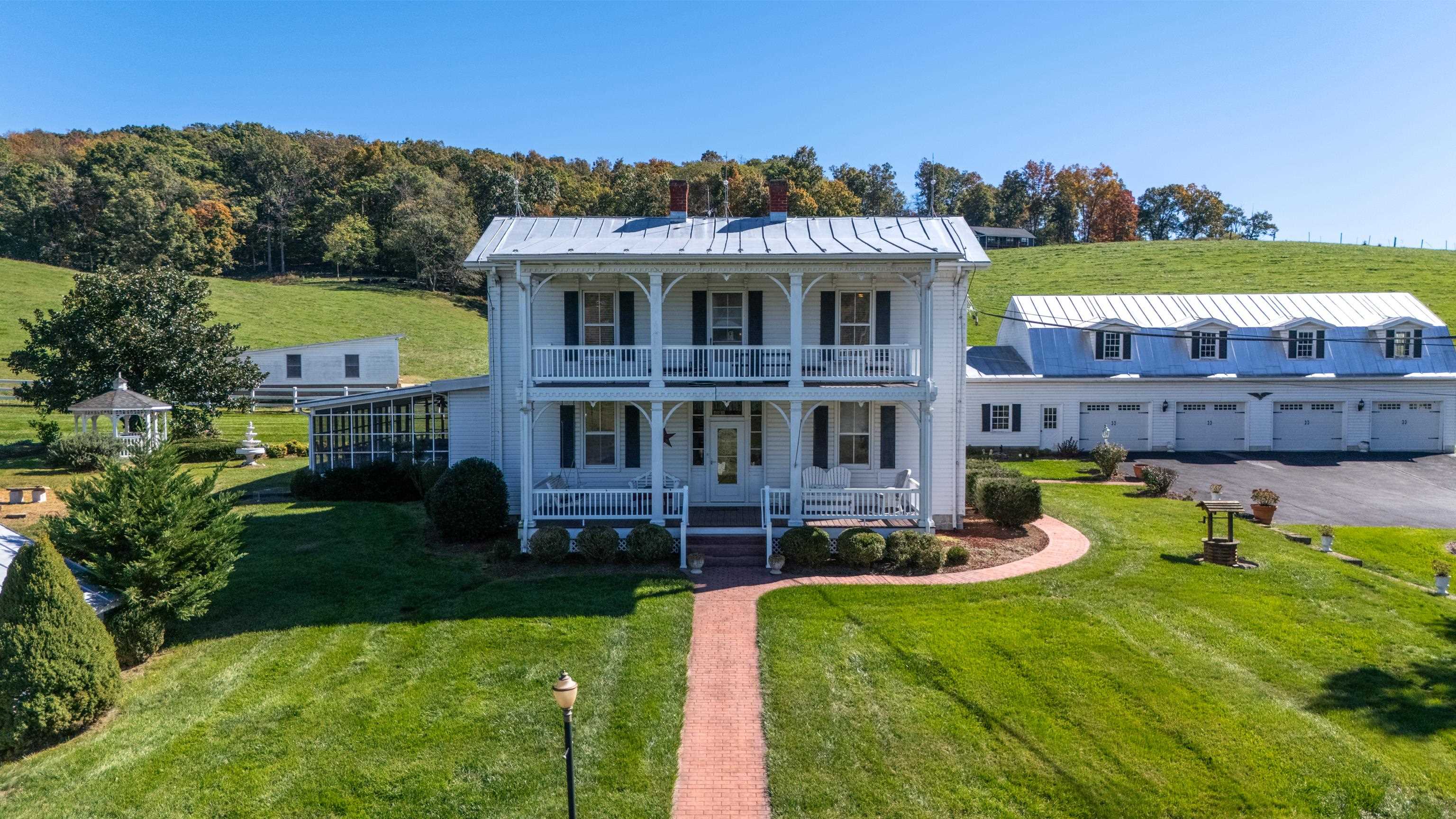 8274 SIMMERS VALLEY RD, ROCKINGHAM, Virginia 22802, 4 Bedrooms Bedrooms, ,3 BathroomsBathrooms,Residential,8274 SIMMERS VALLEY RD,683578 MLS # 683578 8274 SIMMERS VALLEY RD, ROCKINGHAM, Virginia 22802, 4 Bedrooms Bedrooms, ,3 BathroomsBathrooms,Residential,8274 SIMMERS VALLEY RD,683578 MLS # 683578