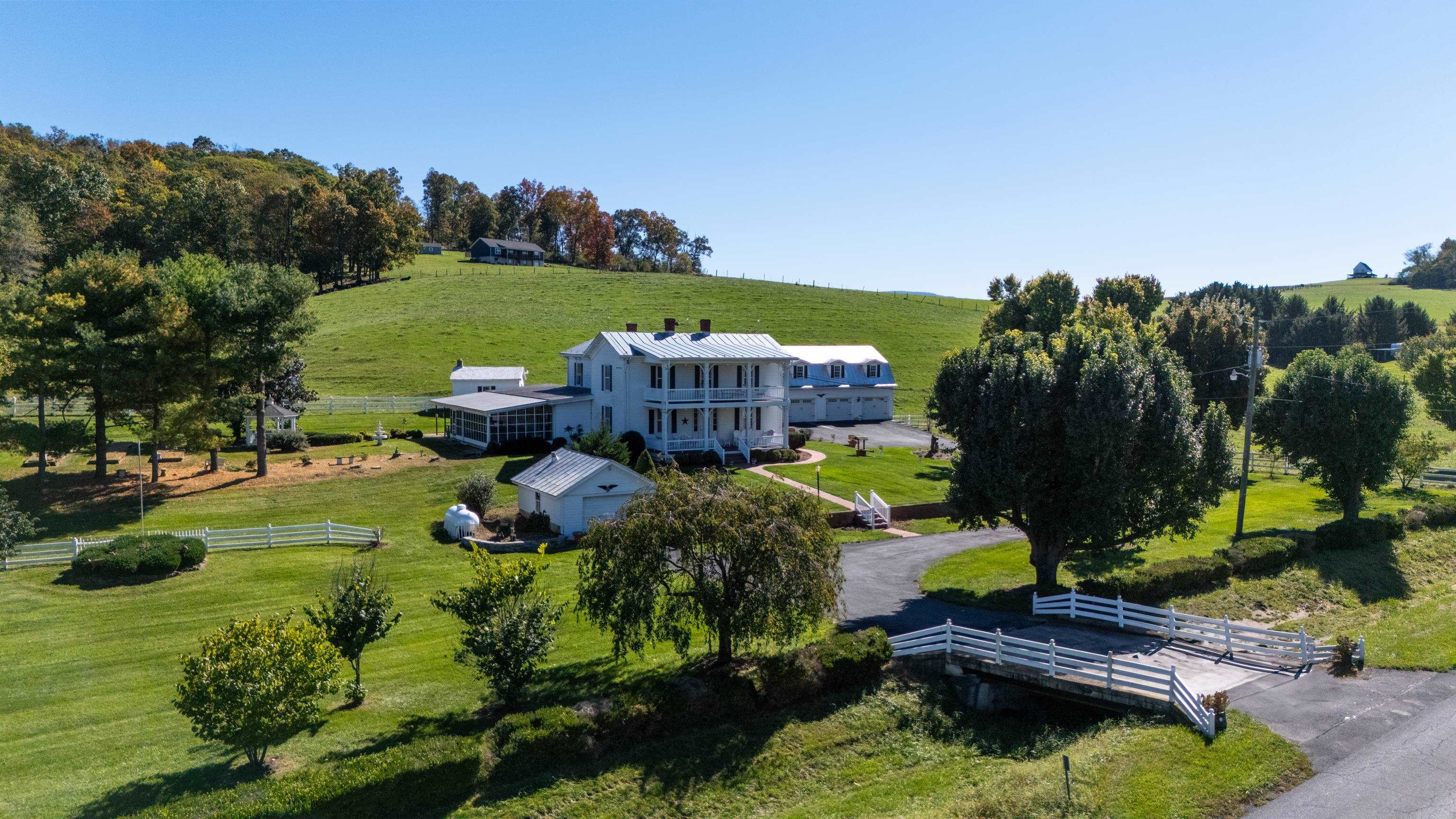 8274 SIMMERS VALLEY RD, ROCKINGHAM, Virginia 22802, 4 Bedrooms Bedrooms, ,3 BathroomsBathrooms,Residential,8274 SIMMERS VALLEY RD,683578 MLS # 683578 8274 SIMMERS VALLEY RD, ROCKINGHAM, Virginia 22802, 4 Bedrooms Bedrooms, ,3 BathroomsBathrooms,Residential,8274 SIMMERS VALLEY RD,683578 MLS # 683578