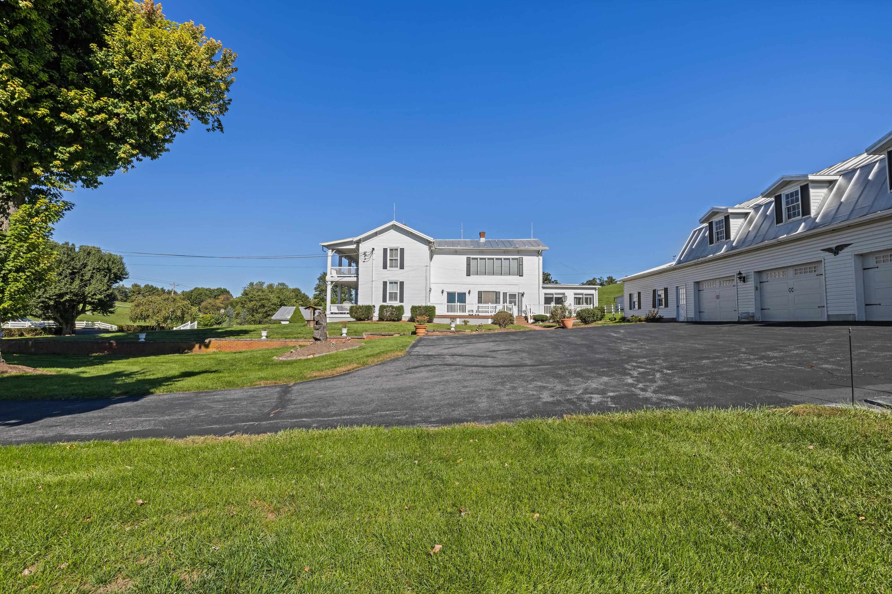 8274 SIMMERS VALLEY RD, ROCKINGHAM, Virginia 22802, 4 Bedrooms Bedrooms, ,3 BathroomsBathrooms,Residential,8274 SIMMERS VALLEY RD,683578 MLS # 683578 8274 SIMMERS VALLEY RD, ROCKINGHAM, Virginia 22802, 4 Bedrooms Bedrooms, ,3 BathroomsBathrooms,Residential,8274 SIMMERS VALLEY RD,683578 MLS # 683578