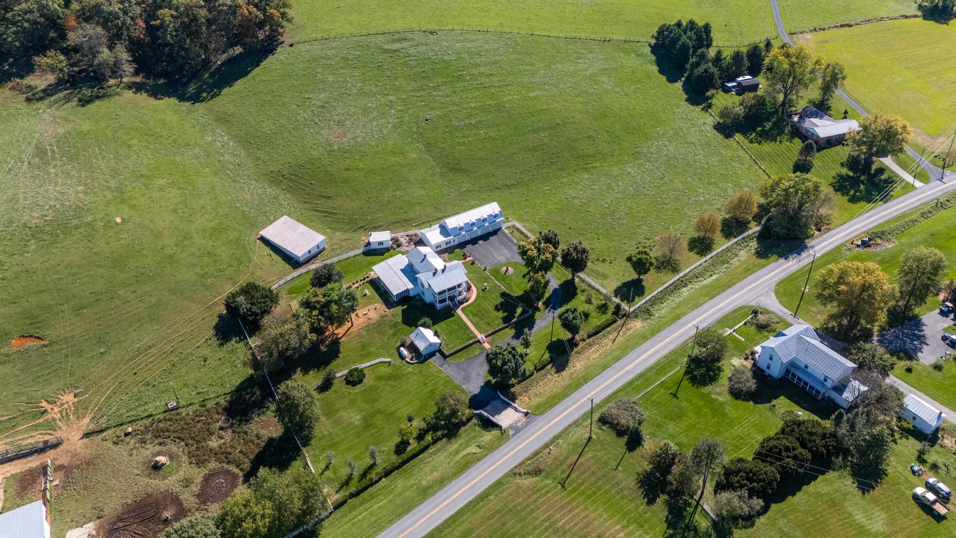8274 SIMMERS VALLEY RD, ROCKINGHAM, Virginia 22802, 4 Bedrooms Bedrooms, ,3 BathroomsBathrooms,Residential,8274 SIMMERS VALLEY RD,683578 MLS # 683578 8274 SIMMERS VALLEY RD, ROCKINGHAM, Virginia 22802, 4 Bedrooms Bedrooms, ,3 BathroomsBathrooms,Residential,8274 SIMMERS VALLEY RD,683578 MLS # 683578