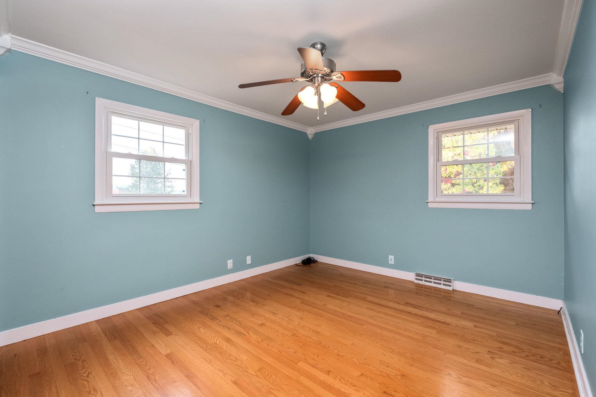804 CHERRY HILL DR, STAUNTON, Virginia 22401, 3 Bedrooms Bedrooms, ,2 BathroomsBathrooms,Residential,804 CHERRY HILL DR,683425 MLS # 683425 804 CHERRY HILL DR, STAUNTON, Virginia 22401, 3 Bedrooms Bedrooms, ,2 BathroomsBathrooms,Residential,804 CHERRY HILL DR,683425 MLS # 683425