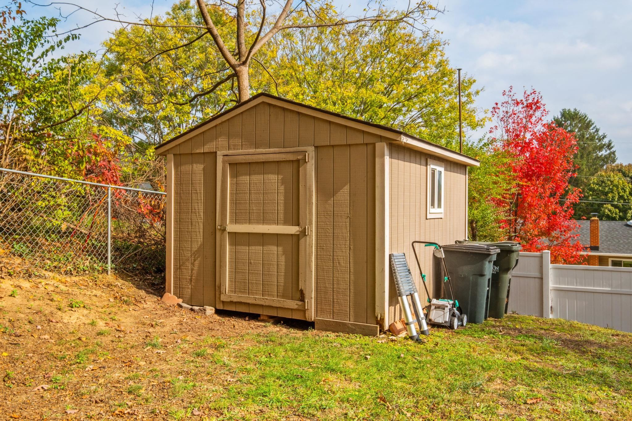 804 CHERRY HILL DR, STAUNTON, Virginia 22401, 3 Bedrooms Bedrooms, ,2 BathroomsBathrooms,Residential,804 CHERRY HILL DR,683425 MLS # 683425 804 CHERRY HILL DR, STAUNTON, Virginia 22401, 3 Bedrooms Bedrooms, ,2 BathroomsBathrooms,Residential,804 CHERRY HILL DR,683425 MLS # 683425