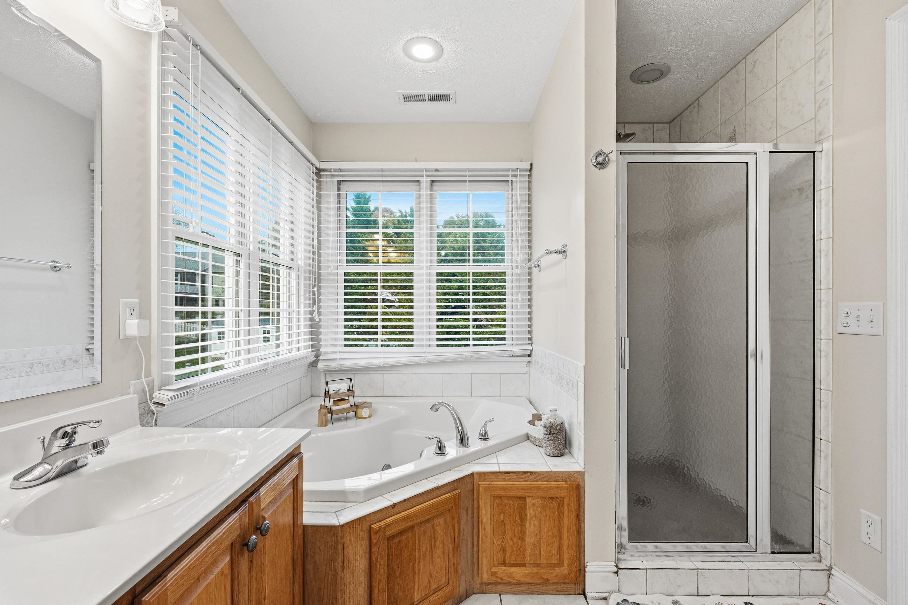 3240 BAYBROOK DR, ROCKINGHAM, Virginia 22801, 4 Bedrooms Bedrooms, ,2 BathroomsBathrooms,Residential,3240 BAYBROOK DR,683582 MLS # 683582 3240 BAYBROOK DR, ROCKINGHAM, Virginia 22801, 4 Bedrooms Bedrooms, ,2 BathroomsBathrooms,Residential,3240 BAYBROOK DR,683582 MLS # 683582