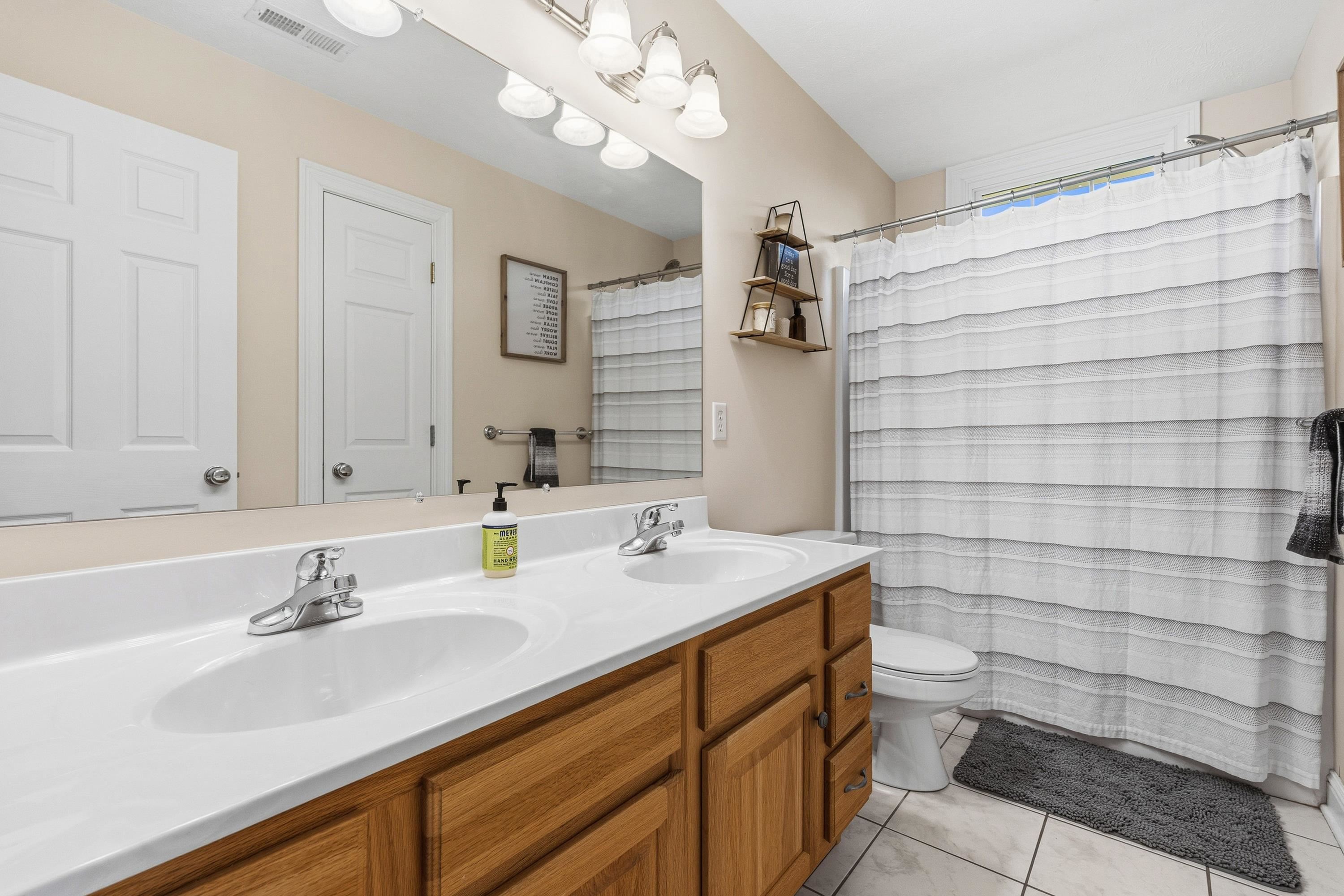 3240 BAYBROOK DR, ROCKINGHAM, Virginia 22801, 4 Bedrooms Bedrooms, ,2 BathroomsBathrooms,Residential,3240 BAYBROOK DR,683582 MLS # 683582 3240 BAYBROOK DR, ROCKINGHAM, Virginia 22801, 4 Bedrooms Bedrooms, ,2 BathroomsBathrooms,Residential,3240 BAYBROOK DR,683582 MLS # 683582