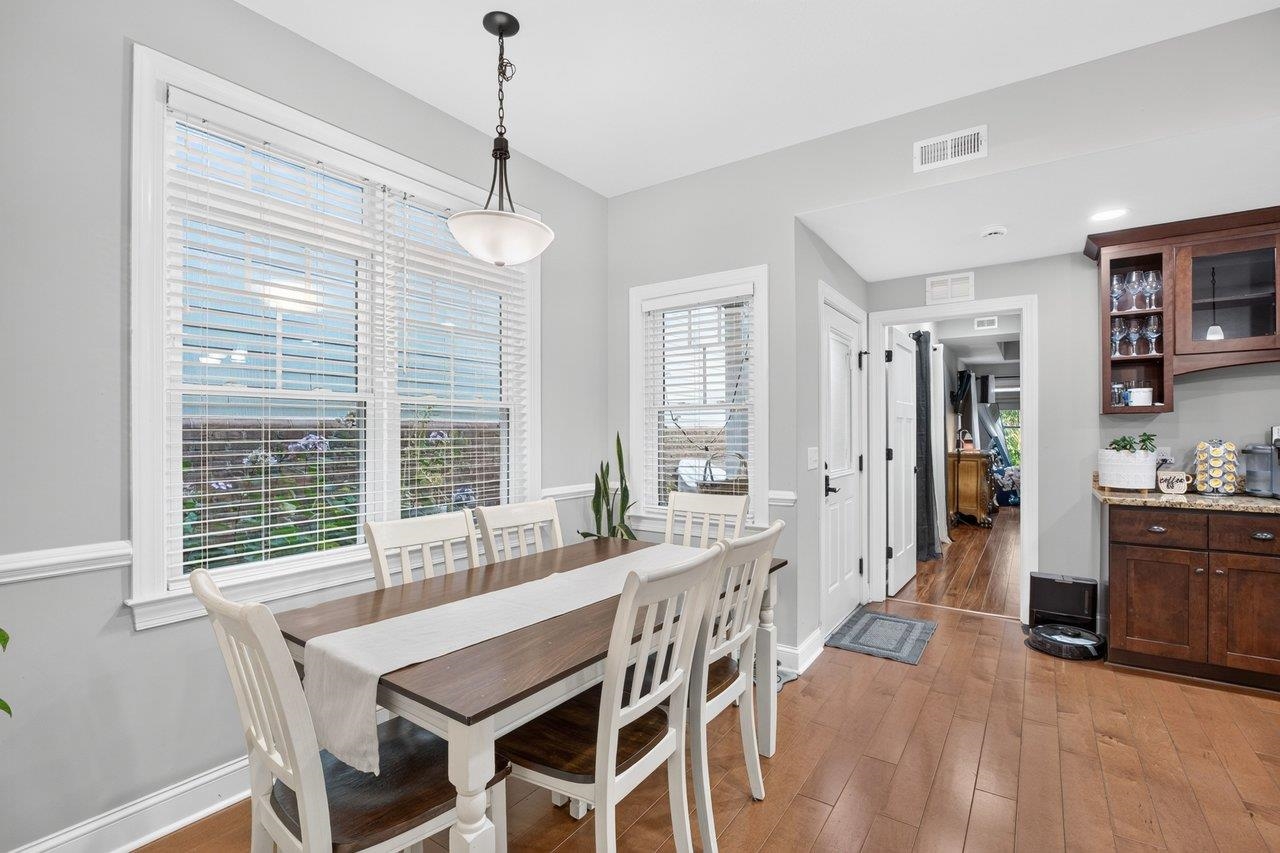 2565 GREENPORT DR, ROCKINGHAM, Virginia 22801, 2 Bedrooms Bedrooms, ,2 BathroomsBathrooms,Residential,2565 GREENPORT DR,683592 MLS # 683592 2565 GREENPORT DR, ROCKINGHAM, Virginia 22801, 2 Bedrooms Bedrooms, ,2 BathroomsBathrooms,Residential,2565 GREENPORT DR,683592 MLS # 683592