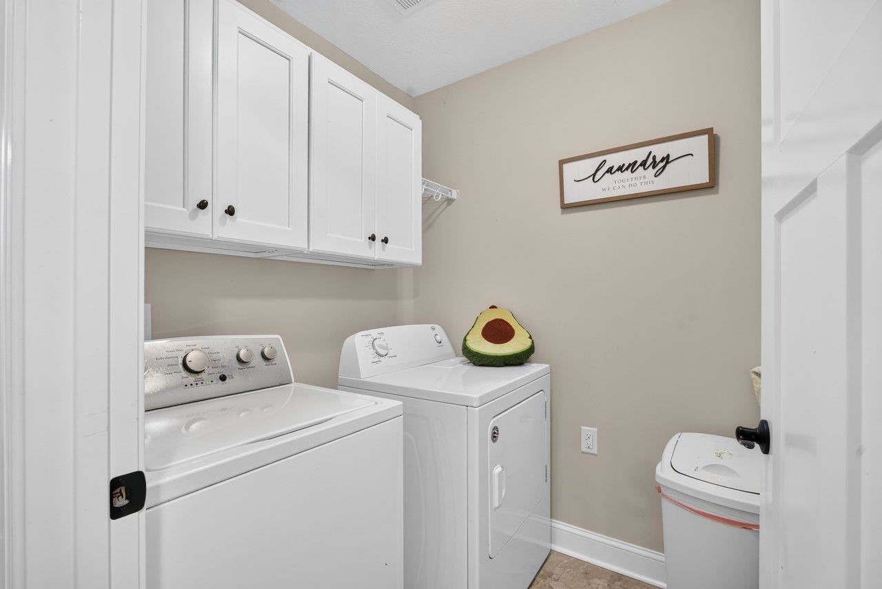 2565 GREENPORT DR, ROCKINGHAM, Virginia 22801, 2 Bedrooms Bedrooms, ,2 BathroomsBathrooms,Residential,2565 GREENPORT DR,683592 MLS # 683592 2565 GREENPORT DR, ROCKINGHAM, Virginia 22801, 2 Bedrooms Bedrooms, ,2 BathroomsBathrooms,Residential,2565 GREENPORT DR,683592 MLS # 683592