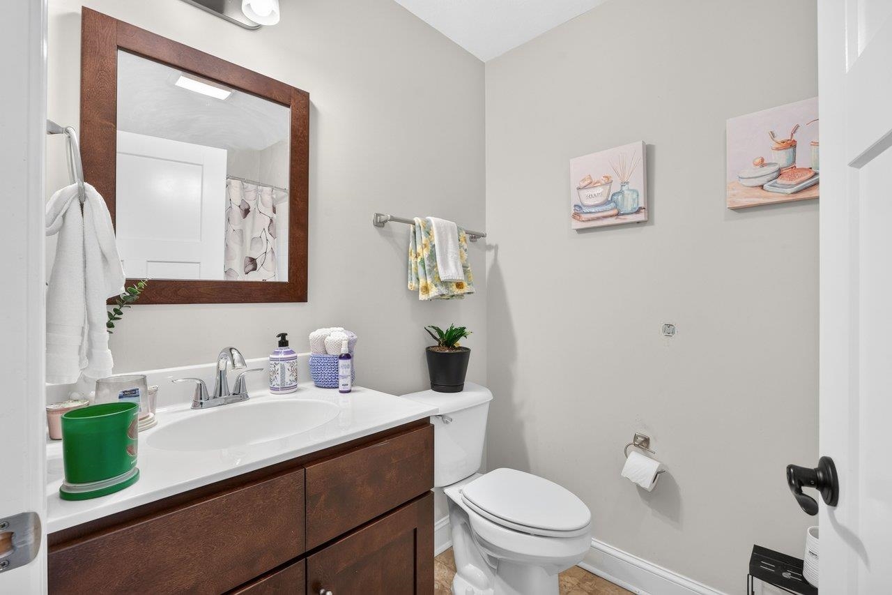 2565 GREENPORT DR, ROCKINGHAM, Virginia 22801, 2 Bedrooms Bedrooms, ,2 BathroomsBathrooms,Residential,2565 GREENPORT DR,683592 MLS # 683592 2565 GREENPORT DR, ROCKINGHAM, Virginia 22801, 2 Bedrooms Bedrooms, ,2 BathroomsBathrooms,Residential,2565 GREENPORT DR,683592 MLS # 683592