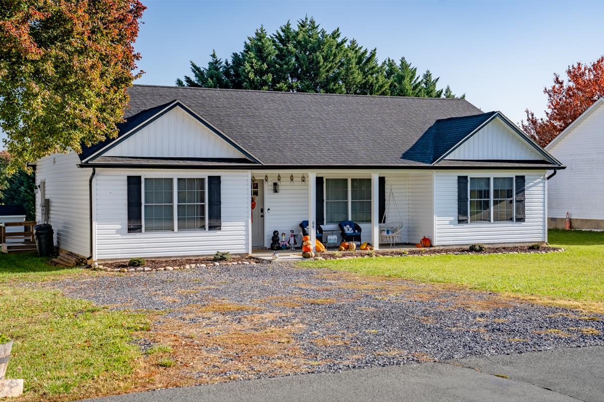 64 LOFTON DR, WEYERS CAVE, Virginia 24486, 3 Bedrooms Bedrooms, ,2 BathroomsBathrooms,Residential,64 LOFTON DR,683594 MLS # 683594 64 LOFTON DR, WEYERS CAVE, Virginia 24486, 3 Bedrooms Bedrooms, ,2 BathroomsBathrooms,Residential,64 LOFTON DR,683594 MLS # 683594