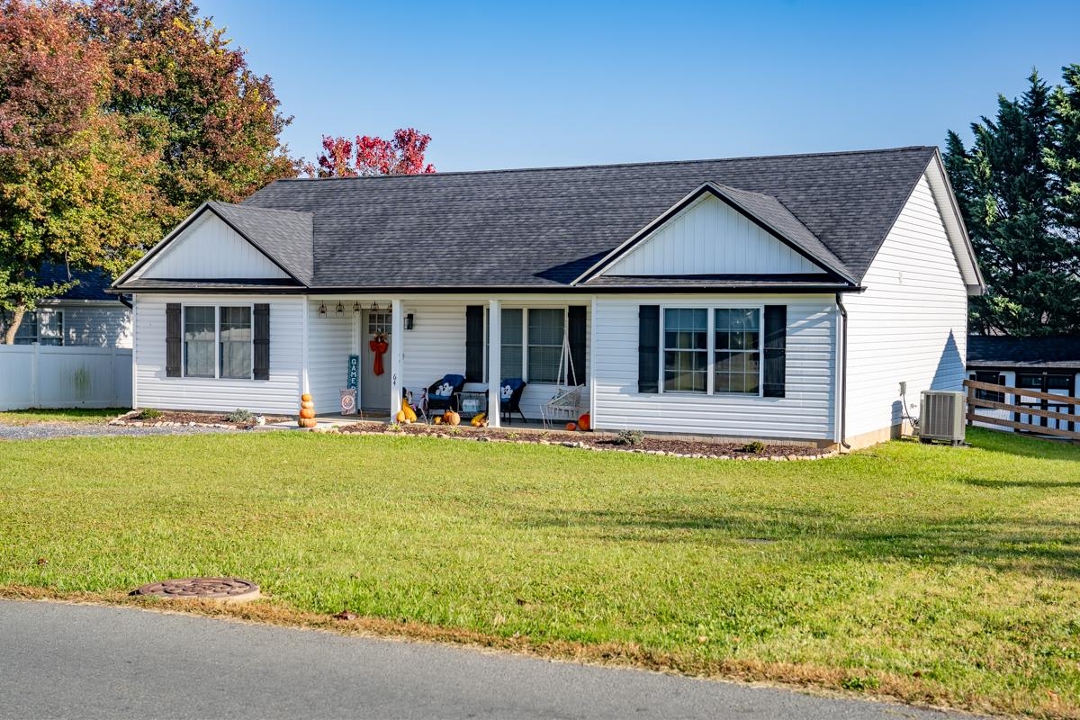 64 LOFTON DR, WEYERS CAVE, Virginia 24486, 3 Bedrooms Bedrooms, ,2 BathroomsBathrooms,Residential,64 LOFTON DR,683594 MLS # 683594 64 LOFTON DR, WEYERS CAVE, Virginia 24486, 3 Bedrooms Bedrooms, ,2 BathroomsBathrooms,Residential,64 LOFTON DR,683594 MLS # 683594