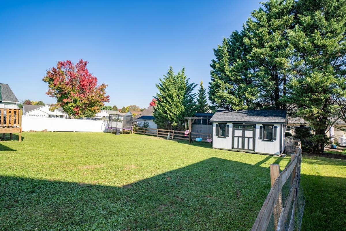 64 LOFTON DR, WEYERS CAVE, Virginia 24486, 3 Bedrooms Bedrooms, ,2 BathroomsBathrooms,Residential,64 LOFTON DR,683594 MLS # 683594 64 LOFTON DR, WEYERS CAVE, Virginia 24486, 3 Bedrooms Bedrooms, ,2 BathroomsBathrooms,Residential,64 LOFTON DR,683594 MLS # 683594