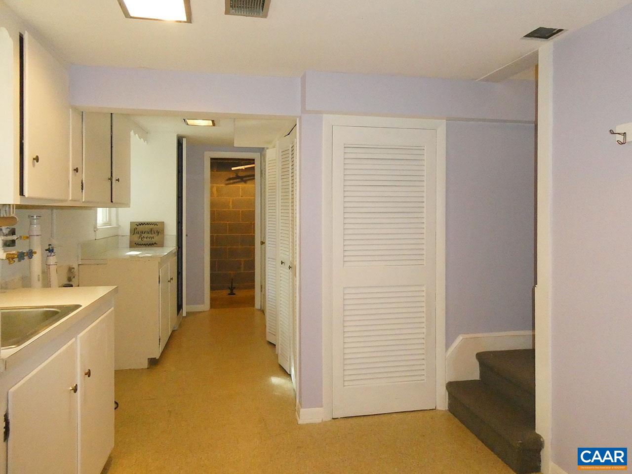 409 MOSELEY DR, CHARLOTTESVILLE, Virginia 22903, 5 Bedrooms Bedrooms, ,2 BathroomsBathrooms,Residential,409 MOSELEY DR,683595 MLS # 683595 409 MOSELEY DR, CHARLOTTESVILLE, Virginia 22903, 5 Bedrooms Bedrooms, ,2 BathroomsBathrooms,Residential,409 MOSELEY DR,683595 MLS # 683595
