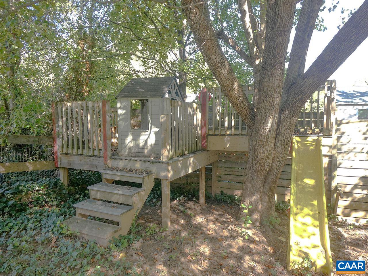 409 MOSELEY DR, CHARLOTTESVILLE, Virginia 22903, 5 Bedrooms Bedrooms, ,2 BathroomsBathrooms,Residential,409 MOSELEY DR,683595 MLS # 683595 409 MOSELEY DR, CHARLOTTESVILLE, Virginia 22903, 5 Bedrooms Bedrooms, ,2 BathroomsBathrooms,Residential,409 MOSELEY DR,683595 MLS # 683595