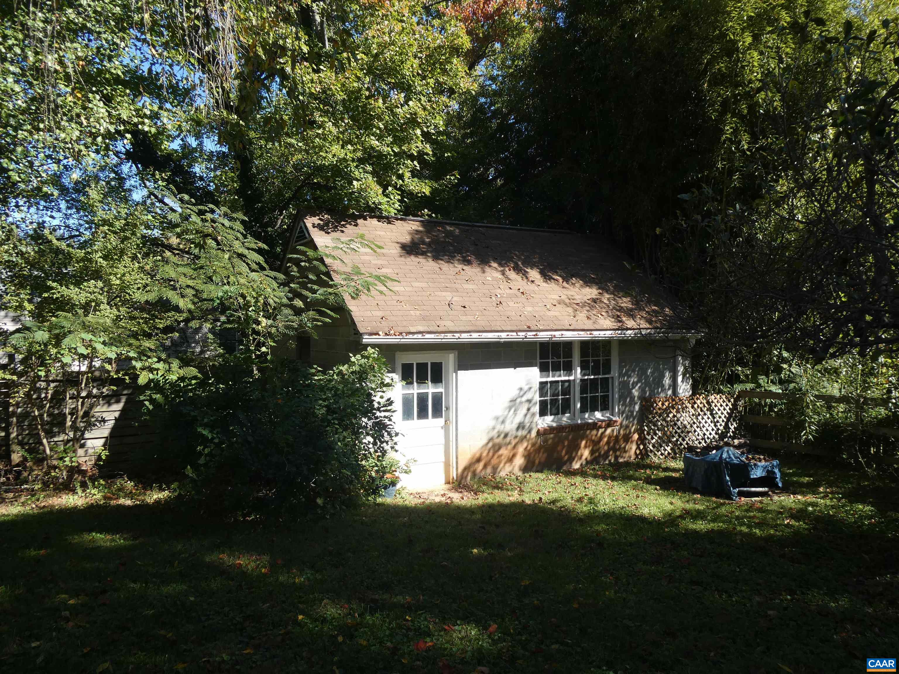 409 MOSELEY DR, CHARLOTTESVILLE, Virginia 22903, 5 Bedrooms Bedrooms, ,2 BathroomsBathrooms,Residential,409 MOSELEY DR,683595 MLS # 683595 409 MOSELEY DR, CHARLOTTESVILLE, Virginia 22903, 5 Bedrooms Bedrooms, ,2 BathroomsBathrooms,Residential,409 MOSELEY DR,683595 MLS # 683595