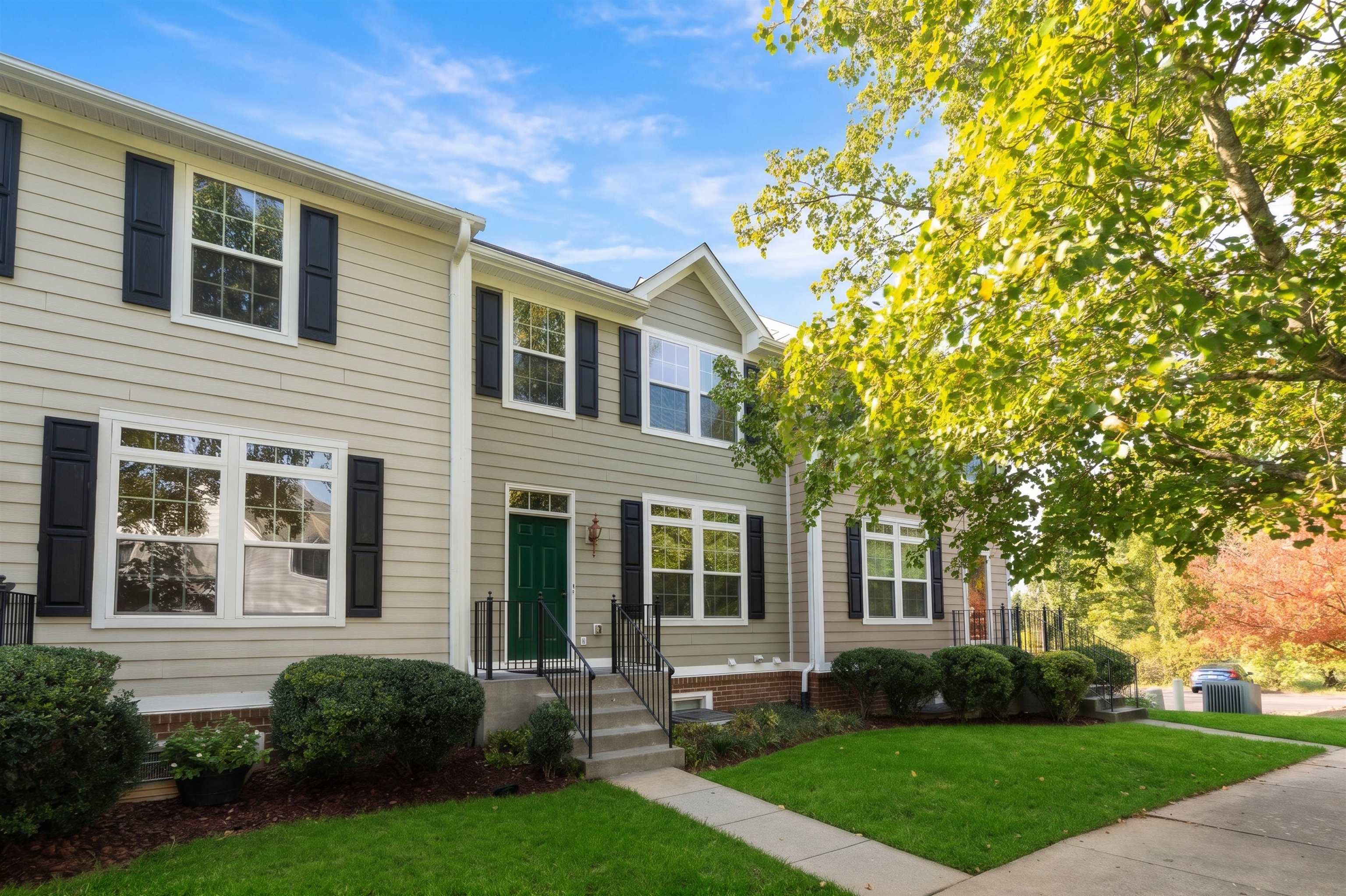 214 COLONY DR, CHARLOTTESVILLE, Virginia 22903, 3 Bedrooms Bedrooms, ,2 BathroomsBathrooms,Residential,214 COLONY DR,683597 MLS # 683597