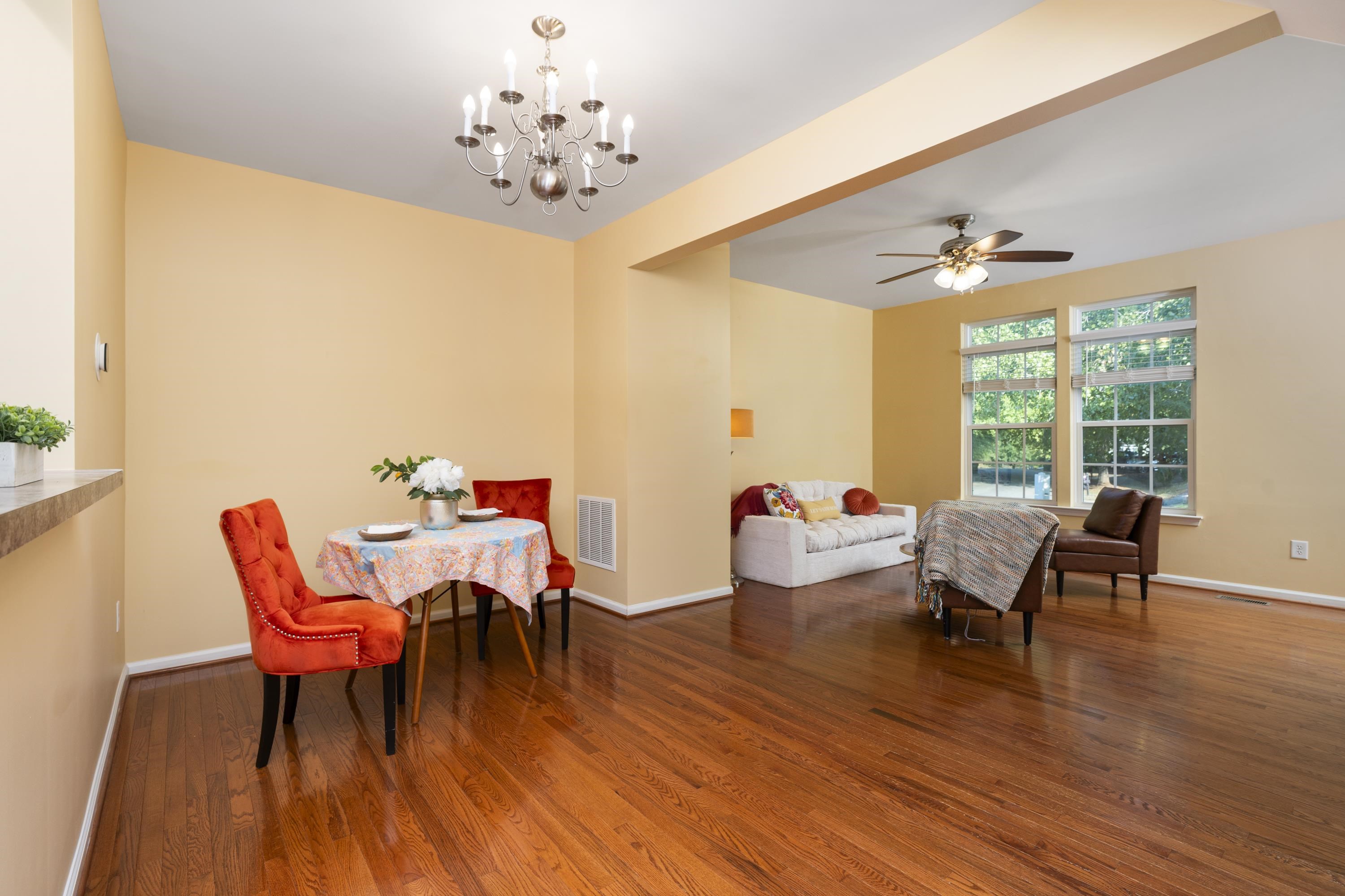 214 COLONY DR, CHARLOTTESVILLE, Virginia 22903, 3 Bedrooms Bedrooms, ,2 BathroomsBathrooms,Residential,214 COLONY DR,683597 MLS # 683597