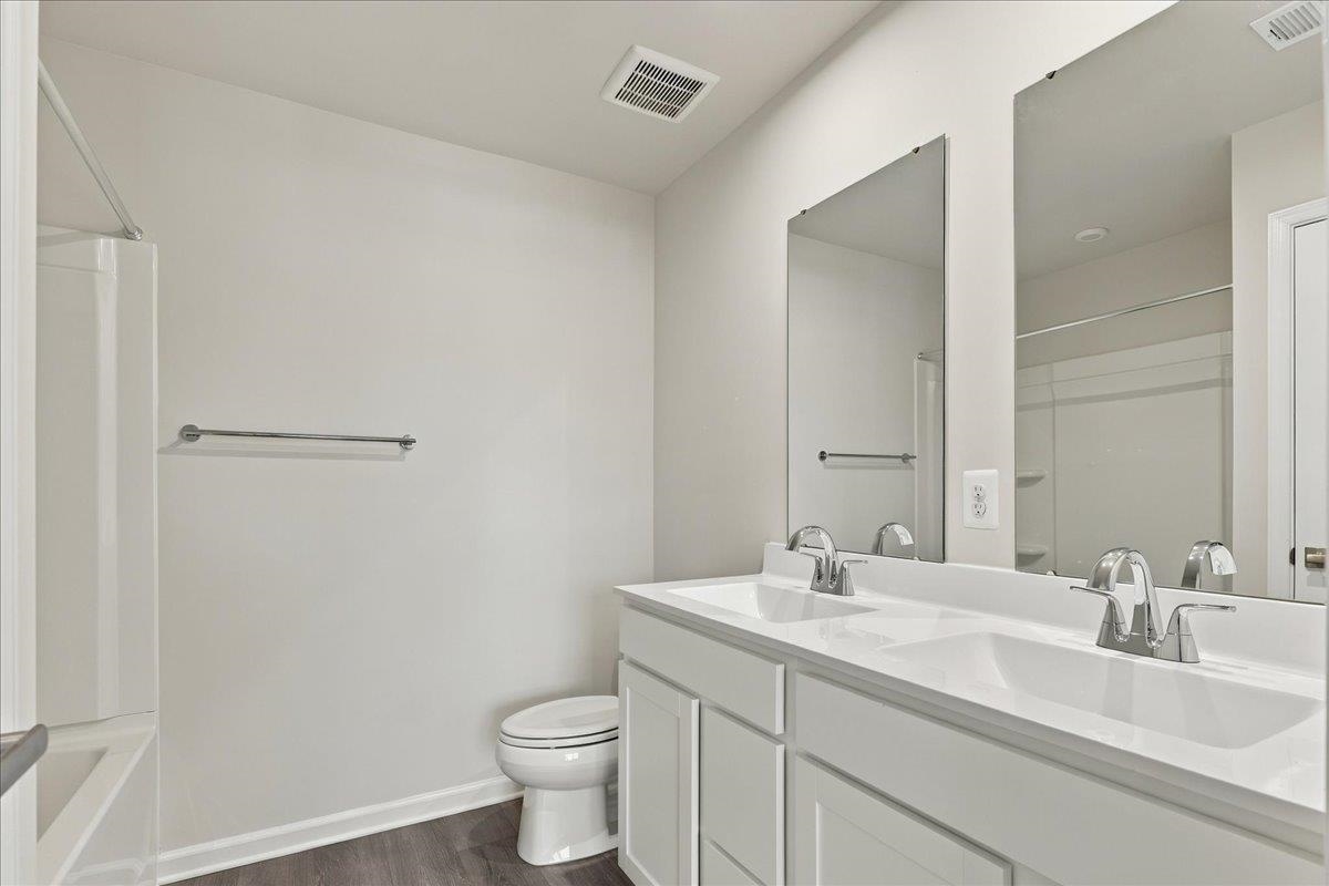 6 SCOTCH PINE WAY, STAUNTON, Virginia 24401, 3 Bedrooms Bedrooms, ,2 BathroomsBathrooms,Residential,6 SCOTCH PINE WAY,683605 MLS # 683605 6 SCOTCH PINE WAY, STAUNTON, Virginia 24401, 3 Bedrooms Bedrooms, ,2 BathroomsBathrooms,Residential,6 SCOTCH PINE WAY,683605 MLS # 683605