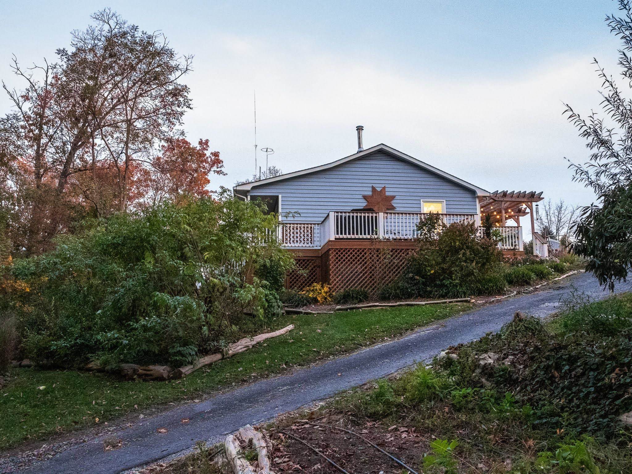 1917 HERMITAGE RD, WAYNESBORO, Virginia 22980, 3 Bedrooms Bedrooms, ,2 BathroomsBathrooms,Residential,1917 HERMITAGE RD,683608 MLS # 683608