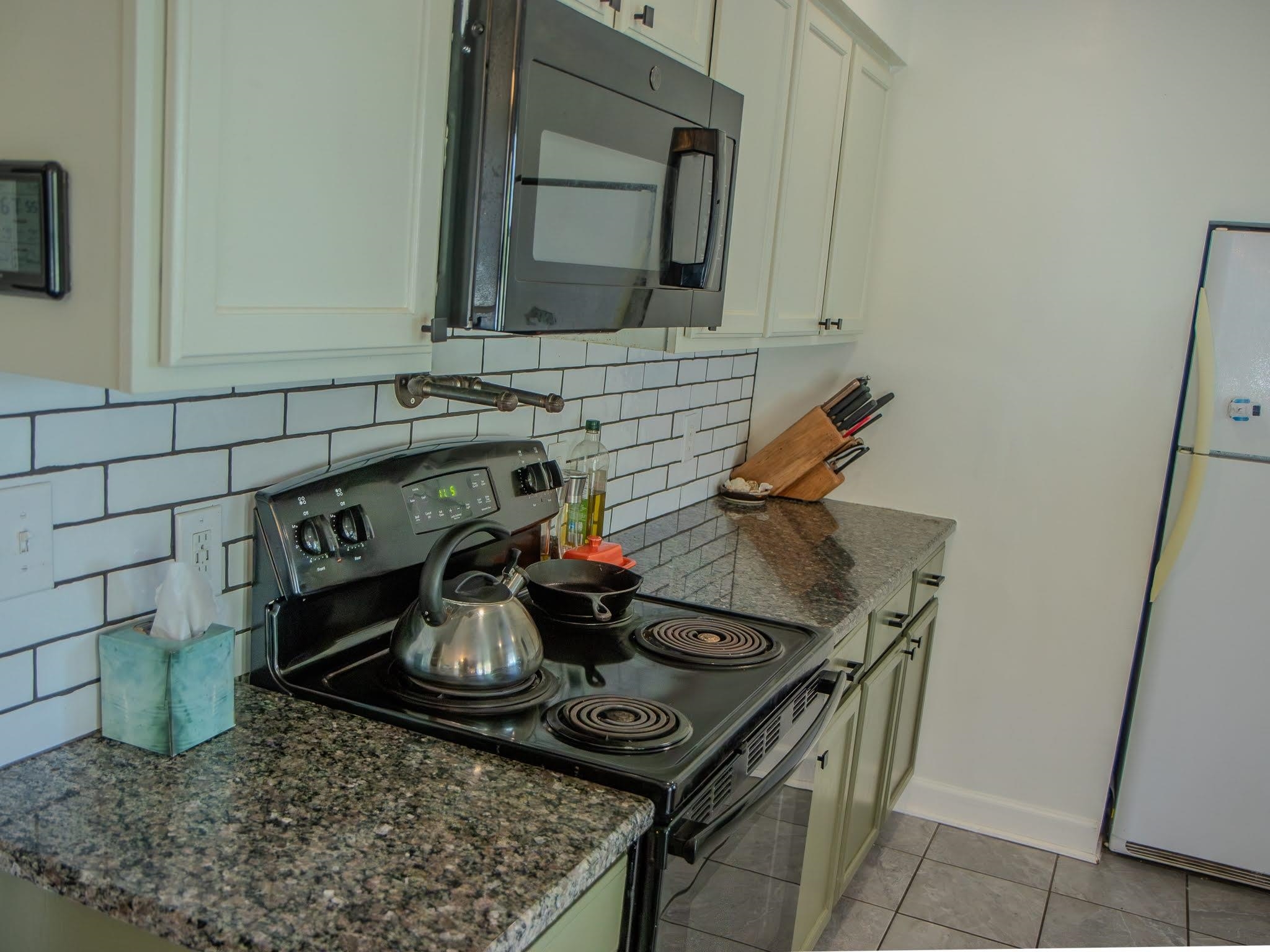 1917 HERMITAGE RD, WAYNESBORO, Virginia 22980, 3 Bedrooms Bedrooms, ,2 BathroomsBathrooms,Residential,1917 HERMITAGE RD,683608 MLS # 683608