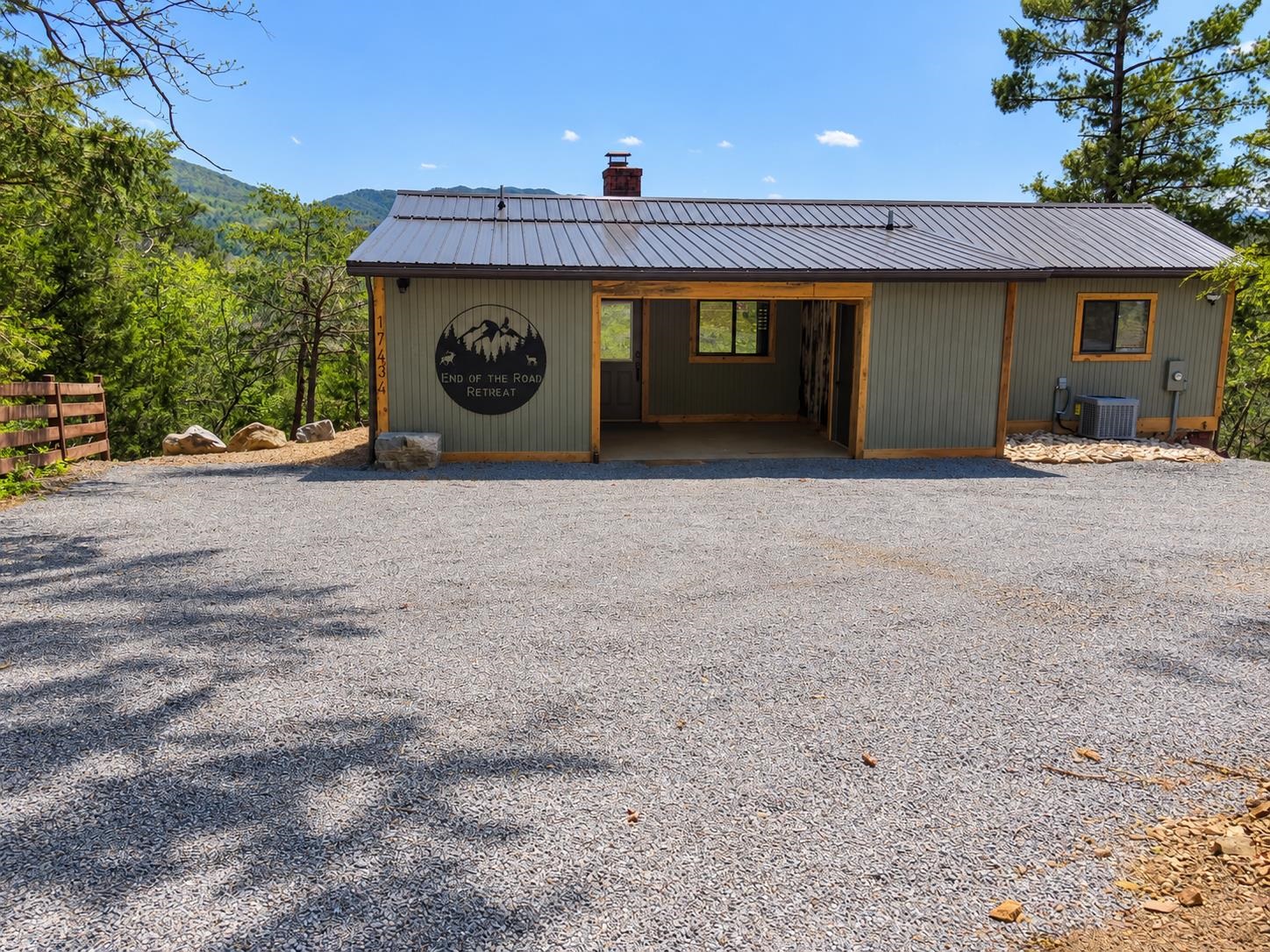 17434 STARSTONE DR, BROADWAY, Virginia 22815, 3 Bedrooms Bedrooms, ,2 BathroomsBathrooms,Residential,End of the Road Retreat,17434 STARSTONE DR,683615 MLS # 683615