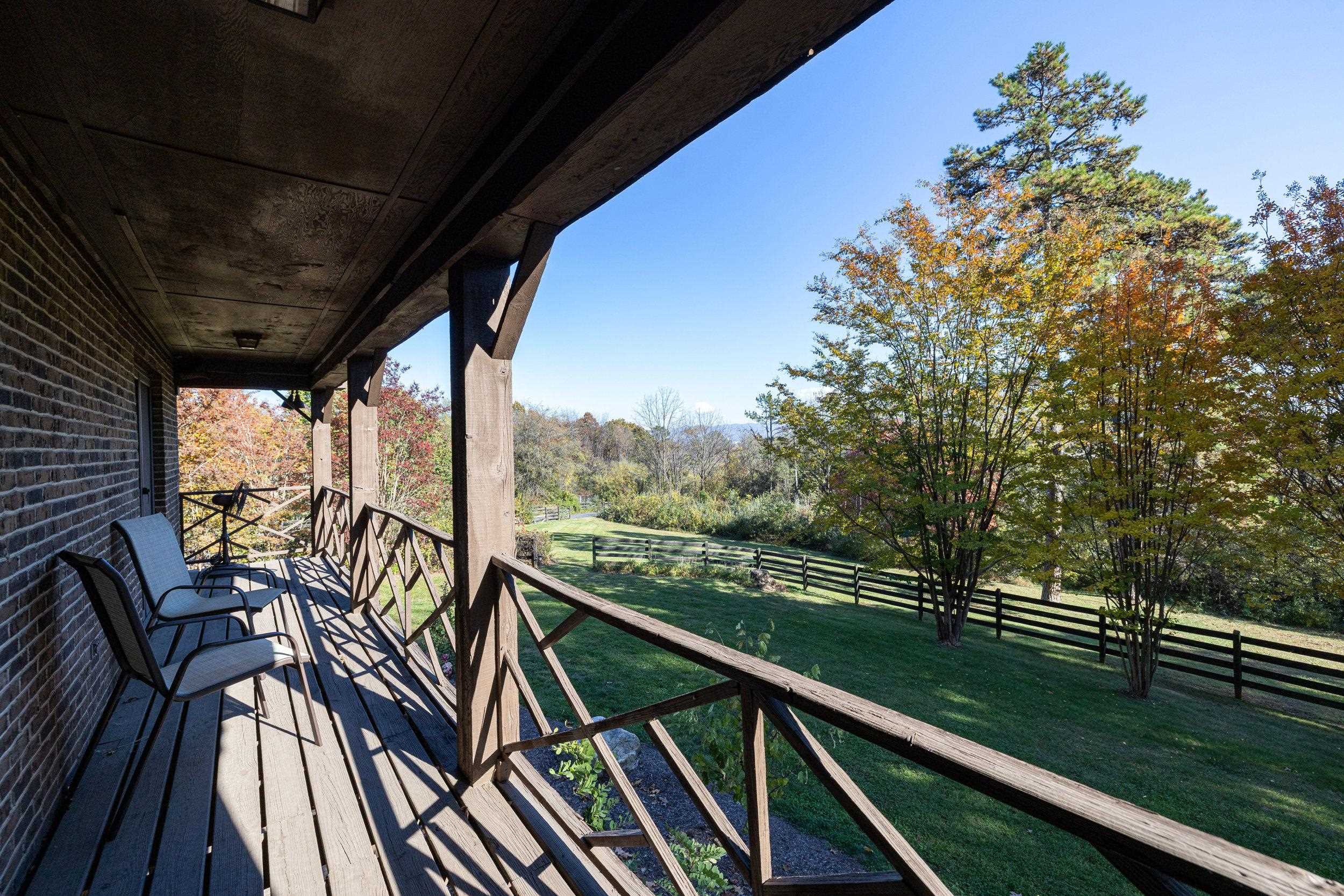 96 RIDGETOP DR, WEYERS CAVE, Virginia 24486, 4 Bedrooms Bedrooms, ,3 BathroomsBathrooms,Residential,96 RIDGETOP DR,683618 MLS # 683618