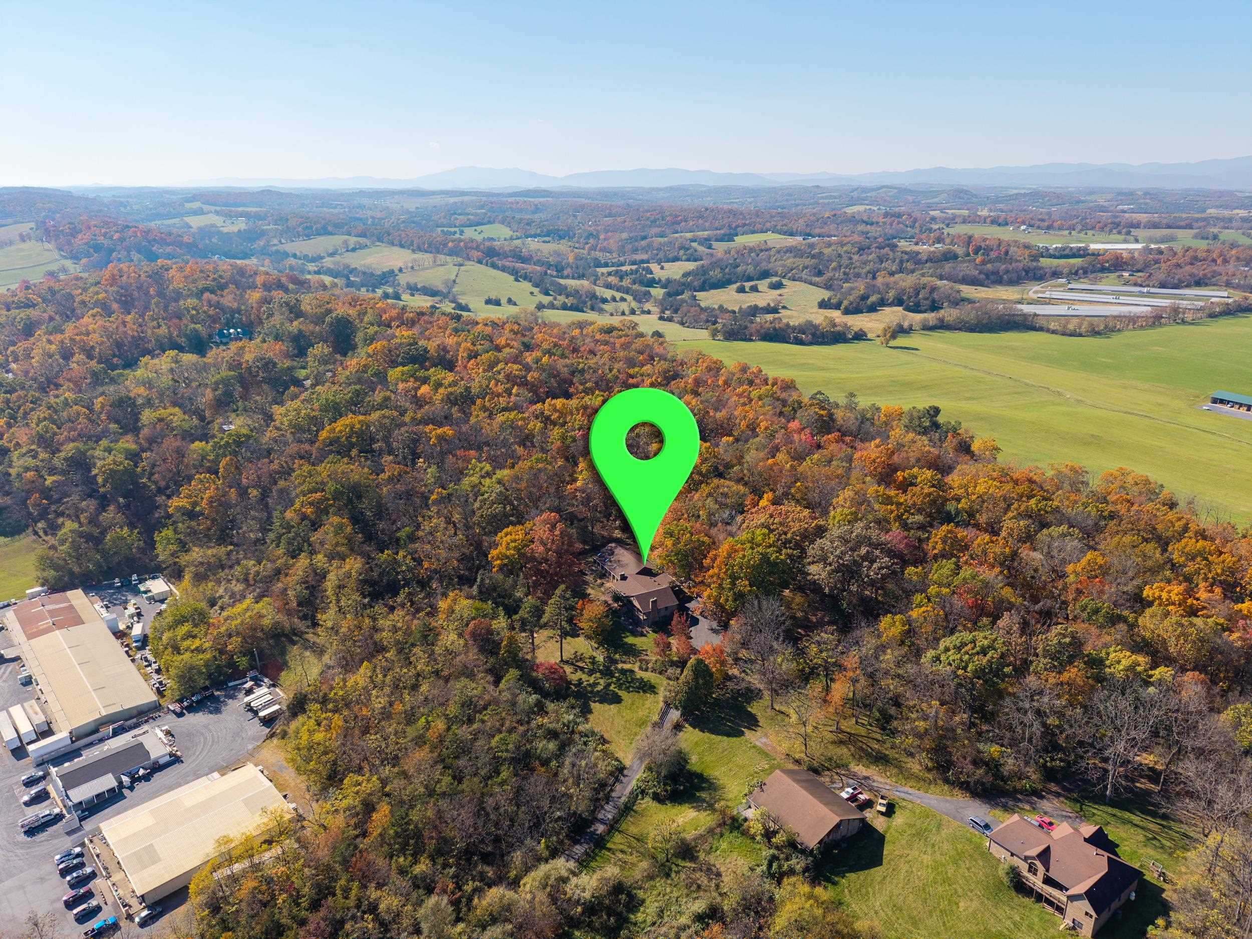 96 RIDGETOP DR, WEYERS CAVE, Virginia 24486, 4 Bedrooms Bedrooms, ,3 BathroomsBathrooms,Residential,96 RIDGETOP DR,683618 MLS # 683618