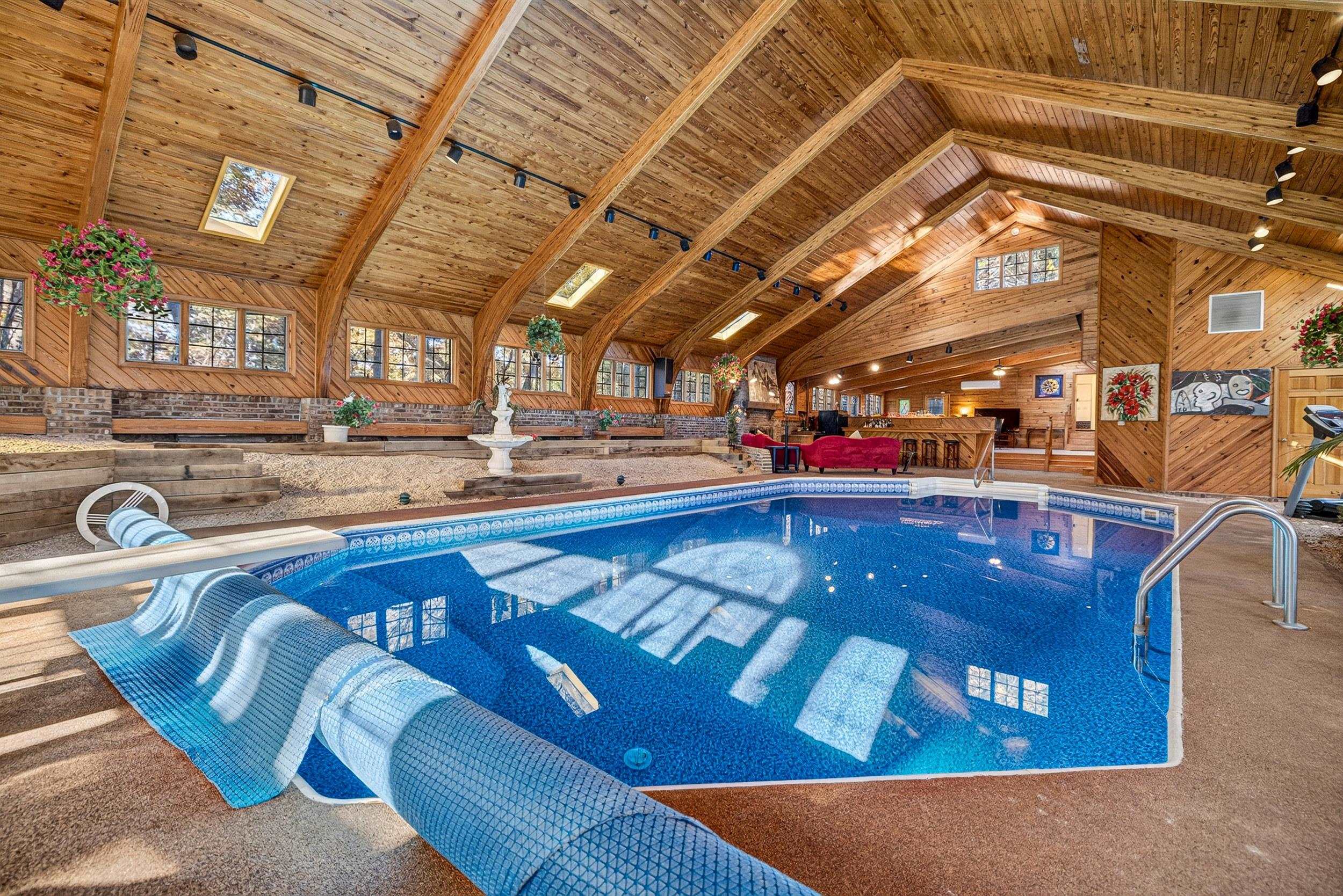 96 RIDGETOP DR, WEYERS CAVE, Virginia 24486, 4 Bedrooms Bedrooms, ,3 BathroomsBathrooms,Residential,96 RIDGETOP DR,683618 MLS # 683618