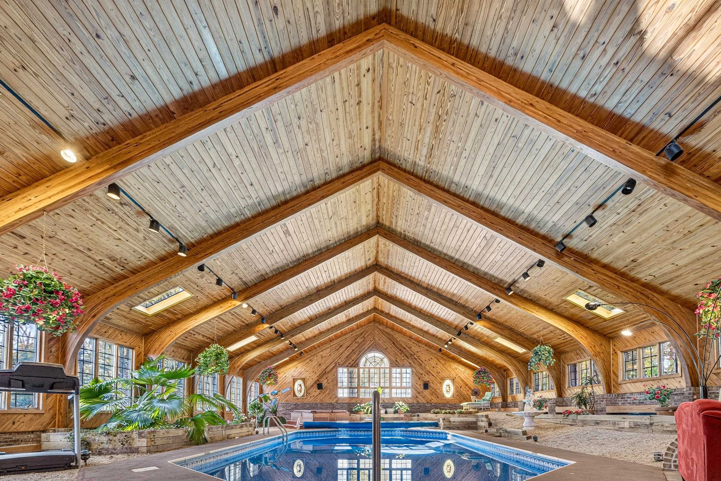 96 RIDGETOP DR, WEYERS CAVE, Virginia 24486, 4 Bedrooms Bedrooms, ,3 BathroomsBathrooms,Residential,96 RIDGETOP DR,683618 MLS # 683618