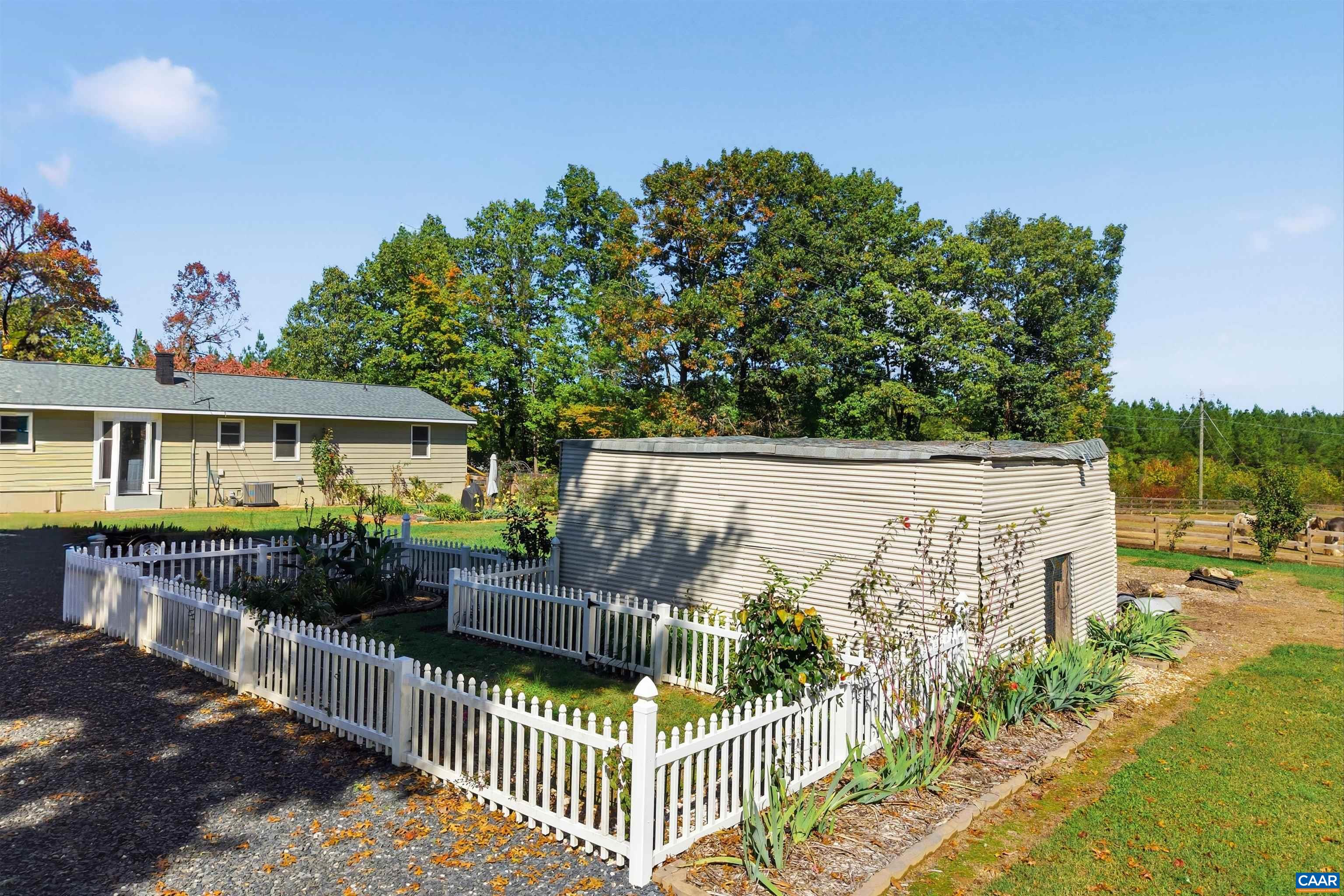 1602 LONG ACRE RD, PALMYRA, Virginia 22963, 3 Bedrooms Bedrooms, ,2 BathroomsBathrooms,Residential,1602 LONG ACRE RD,682907 MLS # 682907 1602 LONG ACRE RD, PALMYRA, Virginia 22963, 3 Bedrooms Bedrooms, ,2 BathroomsBathrooms,Residential,1602 LONG ACRE RD,682907 MLS # 682907