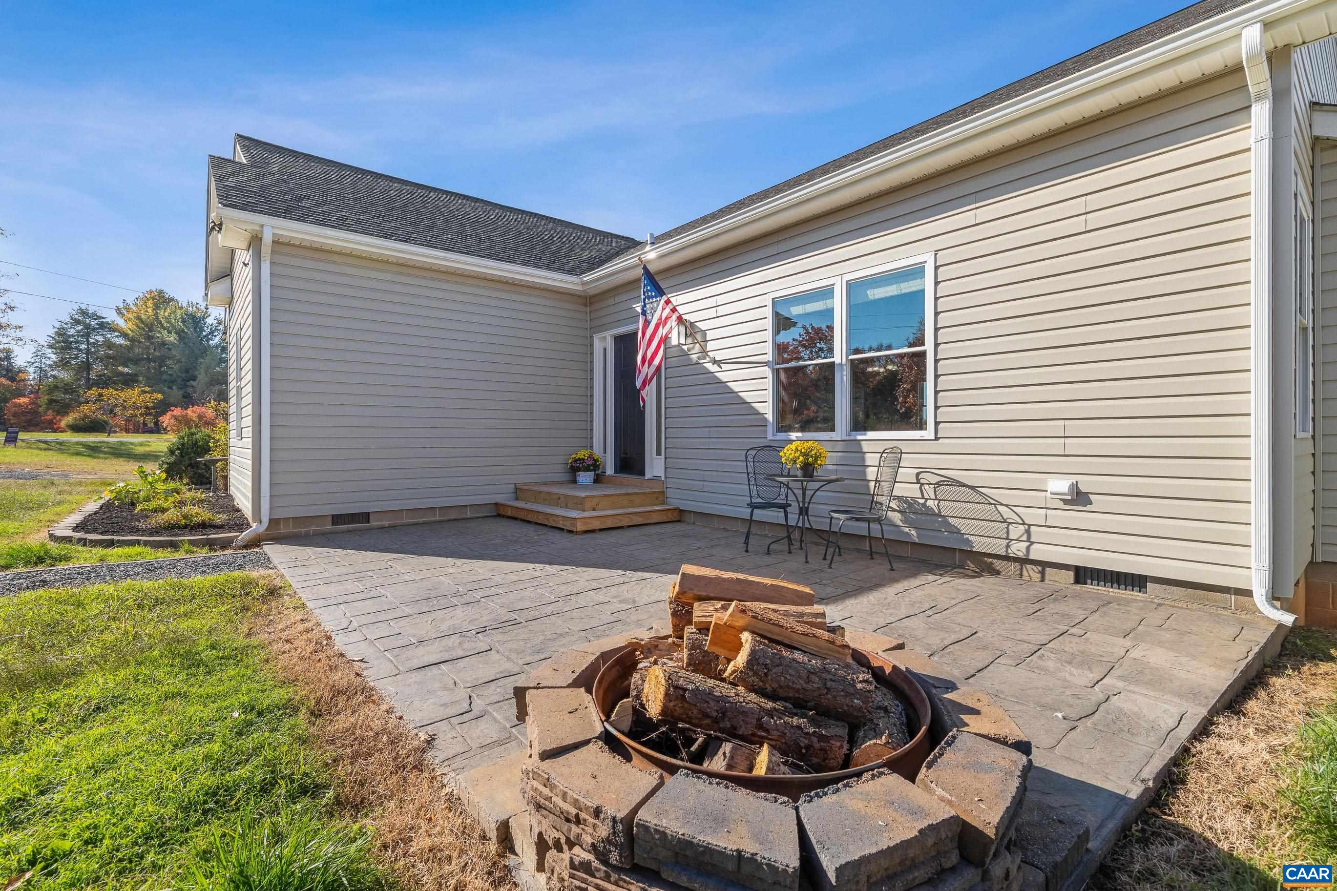 555 RACCOON RIDGE, SCOTTSVILLE, Virginia 24590, 4 Bedrooms Bedrooms, ,2 BathroomsBathrooms,Residential,555 RACCOON RIDGE,683192 MLS # 683192 555 RACCOON RIDGE, SCOTTSVILLE, Virginia 24590, 4 Bedrooms Bedrooms, ,2 BathroomsBathrooms,Residential,555 RACCOON RIDGE,683192 MLS # 683192