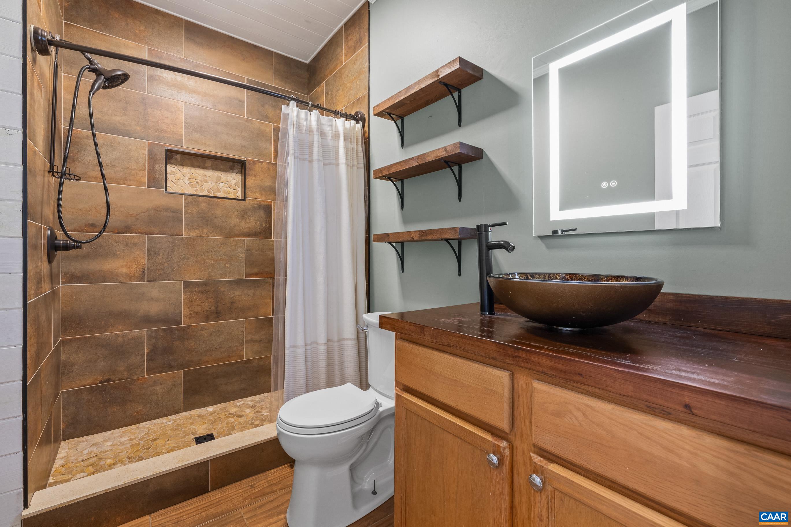 555 RACCOON RIDGE, SCOTTSVILLE, Virginia 24590, 4 Bedrooms Bedrooms, ,2 BathroomsBathrooms,Residential,555 RACCOON RIDGE,683192 MLS # 683192 555 RACCOON RIDGE, SCOTTSVILLE, Virginia 24590, 4 Bedrooms Bedrooms, ,2 BathroomsBathrooms,Residential,555 RACCOON RIDGE,683192 MLS # 683192