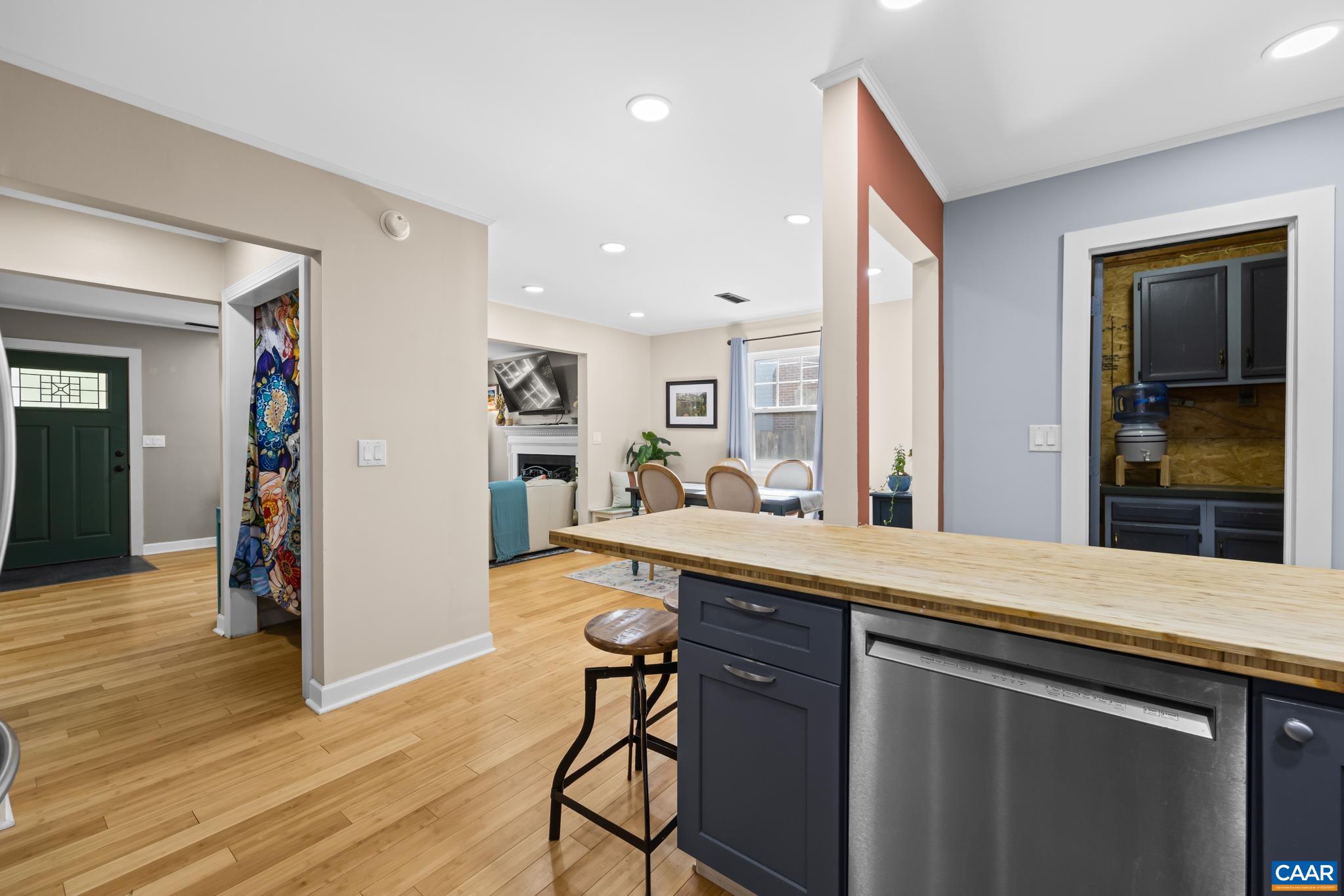 723 ORANGEDALE AVE, CHARLOTTESVILLE, Virginia 22903, 2 Bedrooms Bedrooms, ,1 BathroomBathrooms,Residential,Orangedale Oasis,723 ORANGEDALE AVE,683626 MLS # 683626